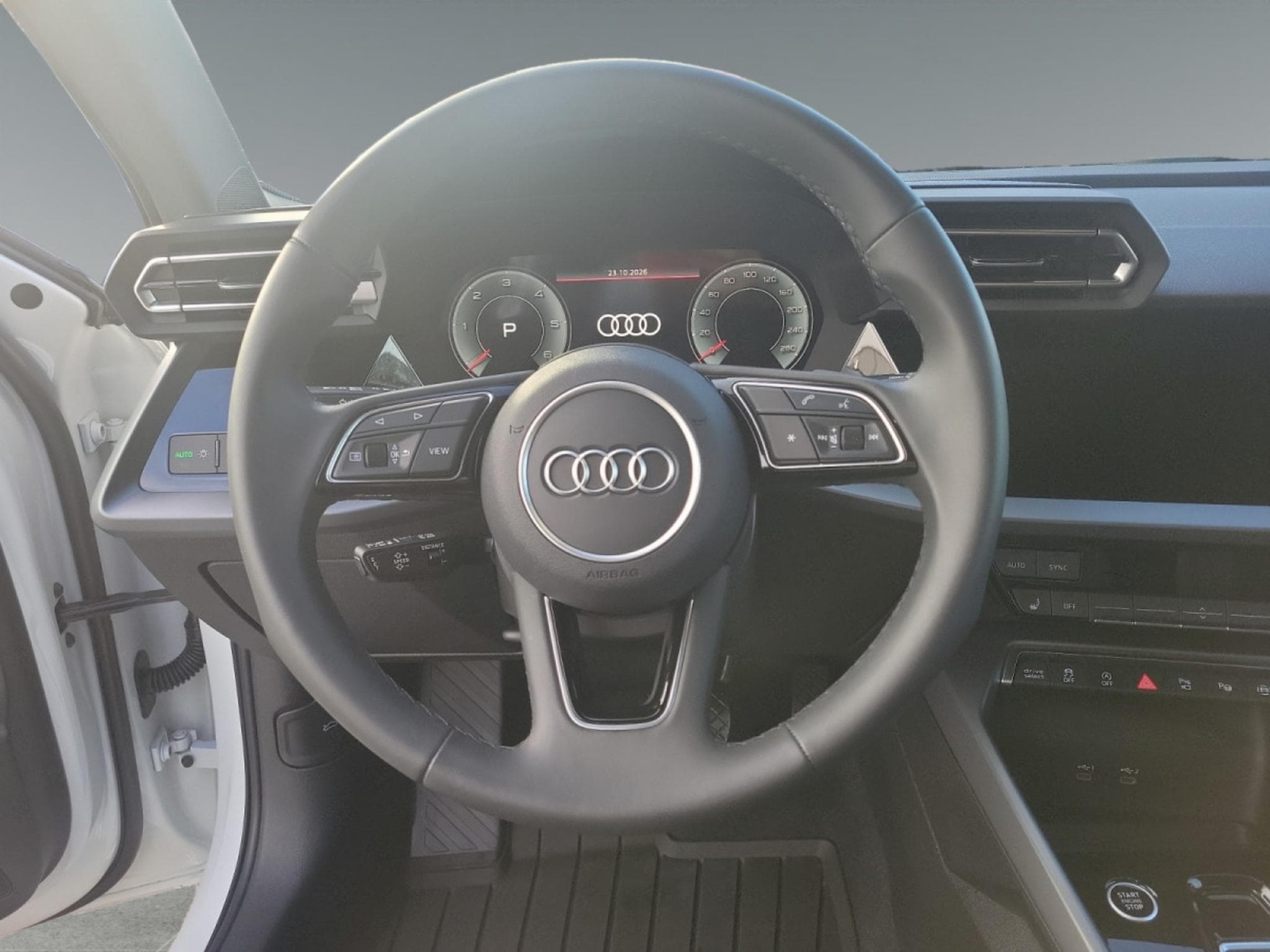 Audi A3 2.0 TDI 150ch DSG7 ADVANCED (2025) - Photo 12