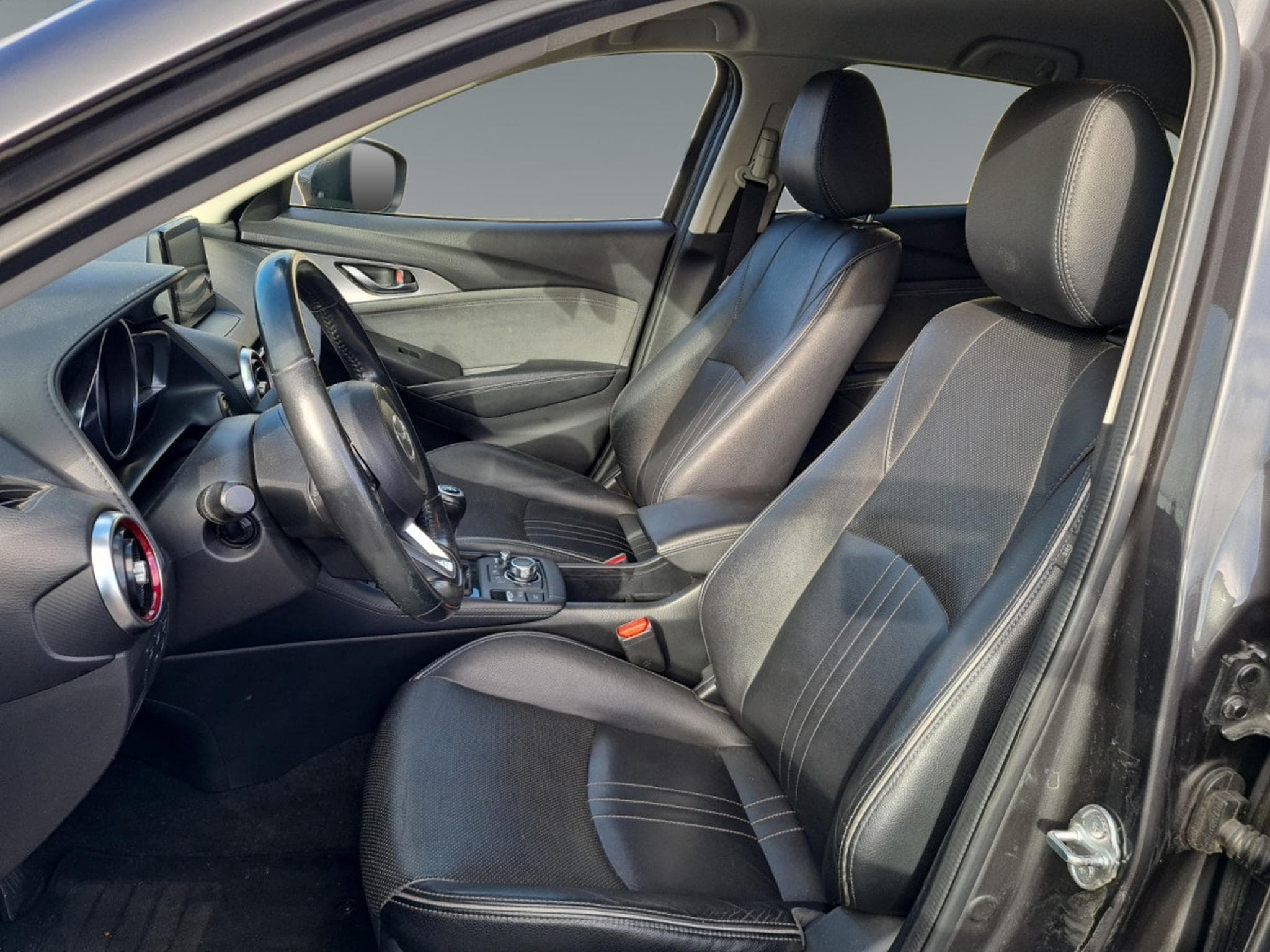 Mazda CX-3 2.0 SKY-G 4X2 6MT 121 SKYCRUISE (2019) - Photo 10