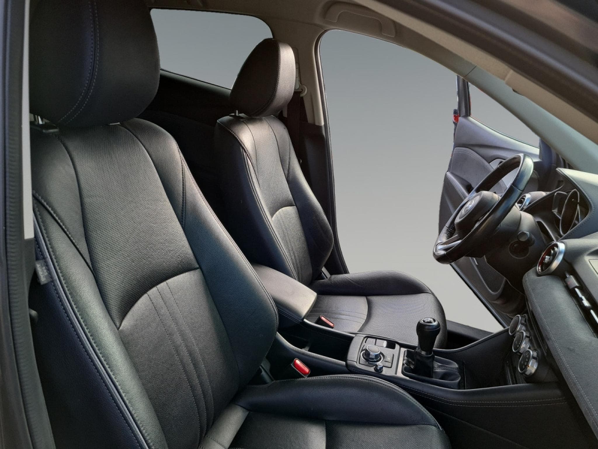 Mazda CX-3 2.0 SKY-G 4X2 6MT 121 SKYCRUISE (2019) - Photo 16