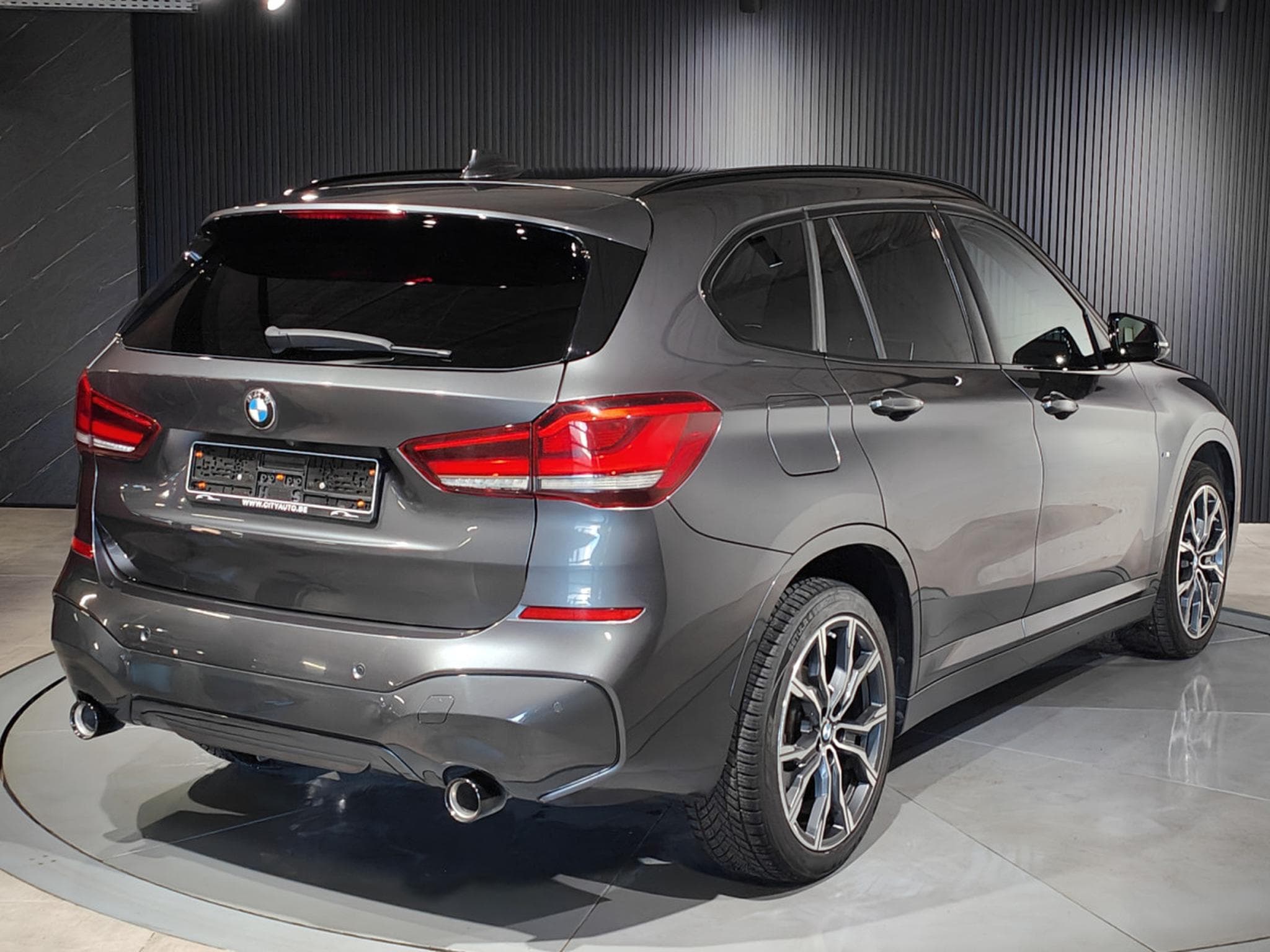 BMW X1 X1 SDRIVE18dA PACK M GPS BLUETOOTH CAMERA SIEGES CHAUFF (2022) - Foto 3