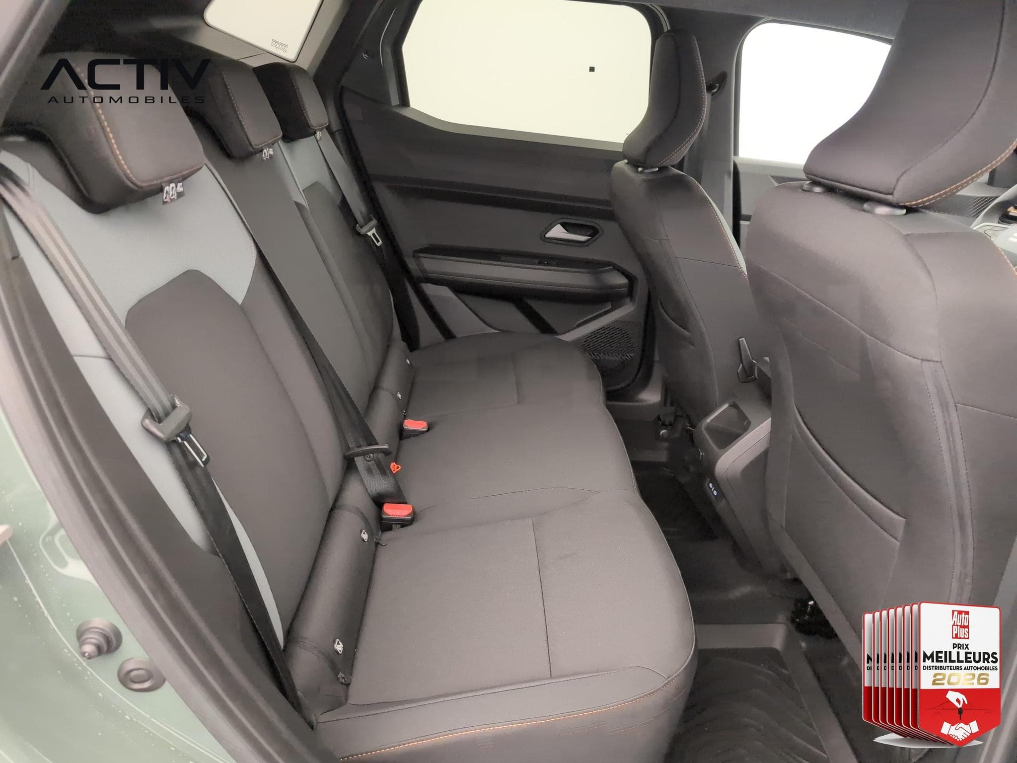 Dacia DUSTER Hybrid-G 150 4x4 Extreme (2026) - Photo 11