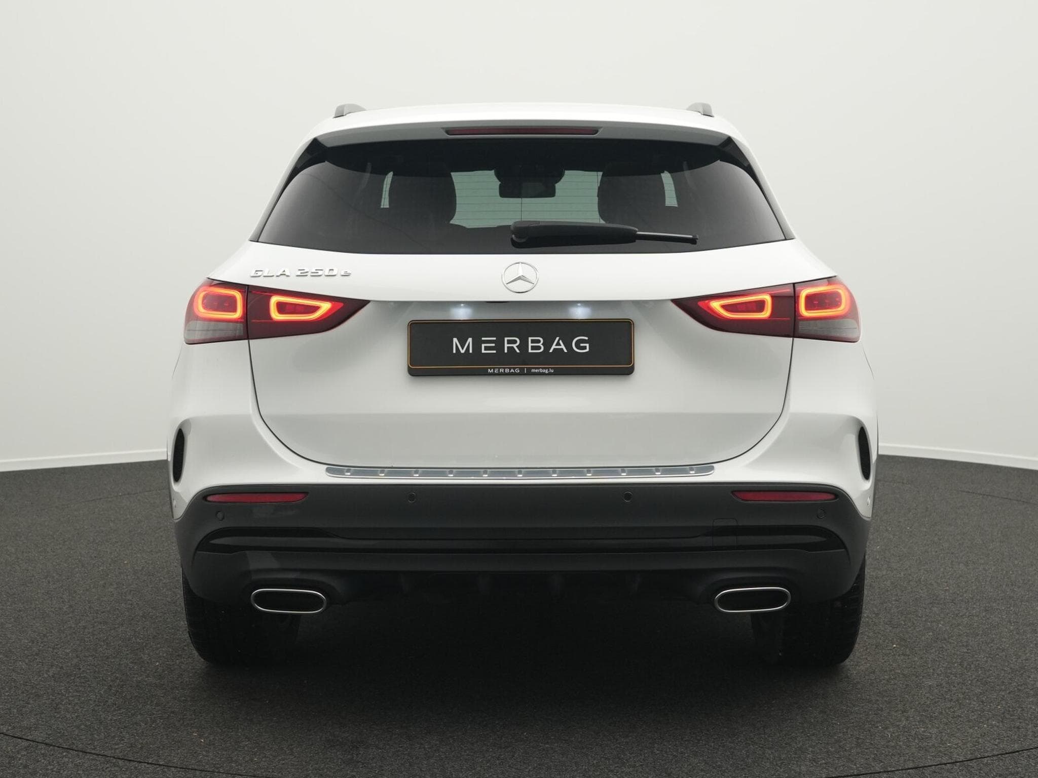 Mercedes GLA 250 e AMG-Line Multi+Pano+Night+EasyPack (2020) - Photo 4
