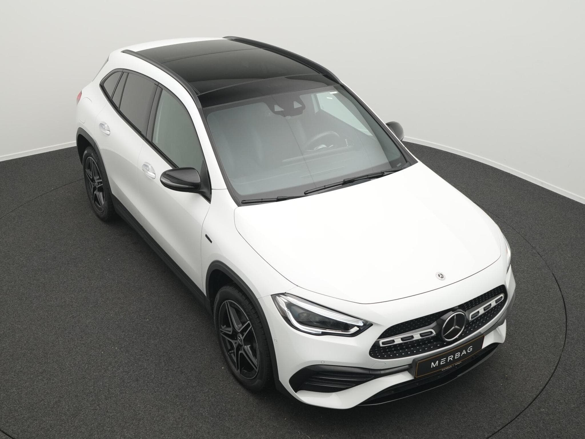 Mercedes GLA 250 e AMG-Line Multi+Pano+Night+EasyPack (2020) - Photo 12