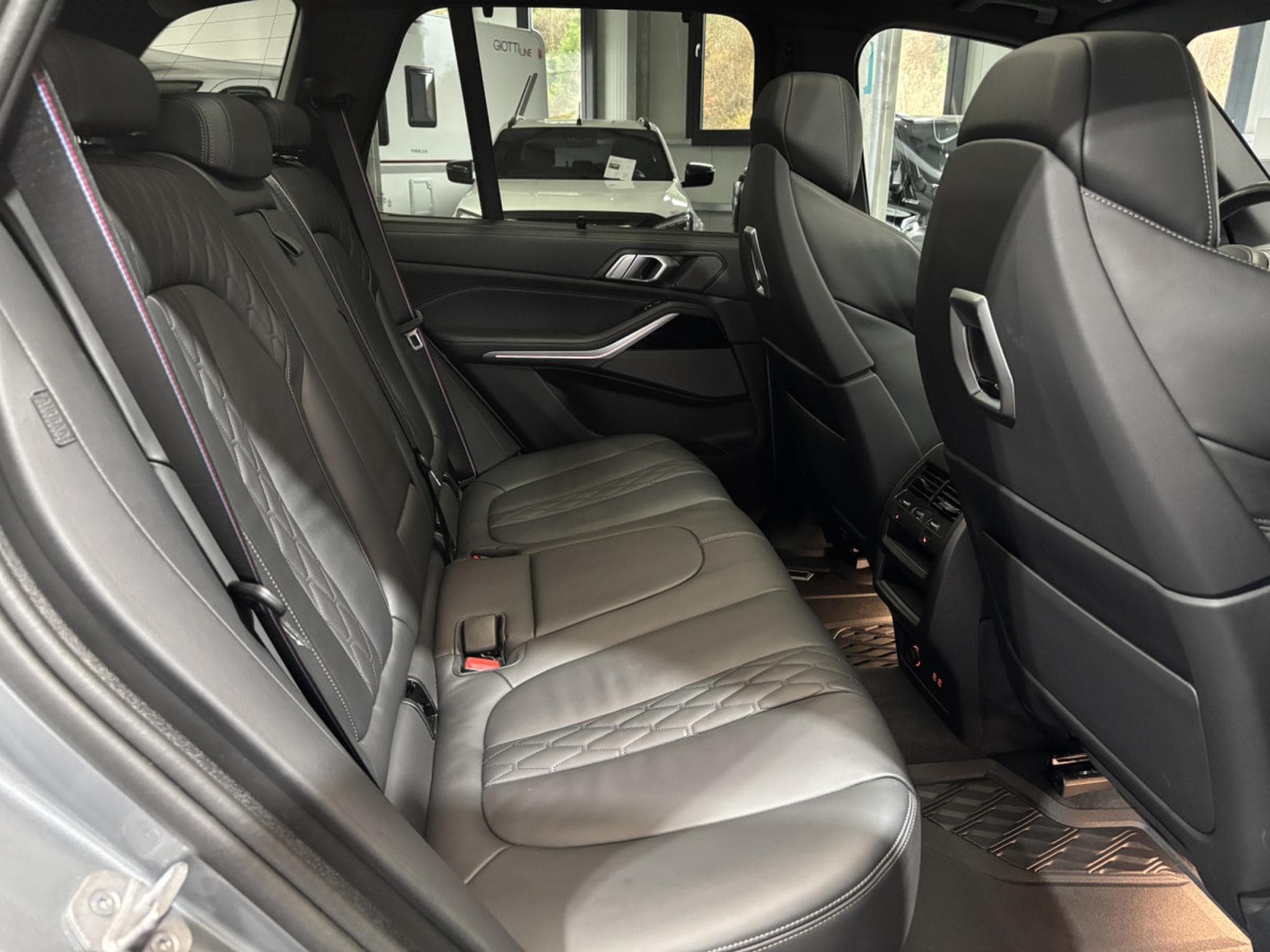 BMW X5 30d xDrive M Sport (2024) - Photo 13