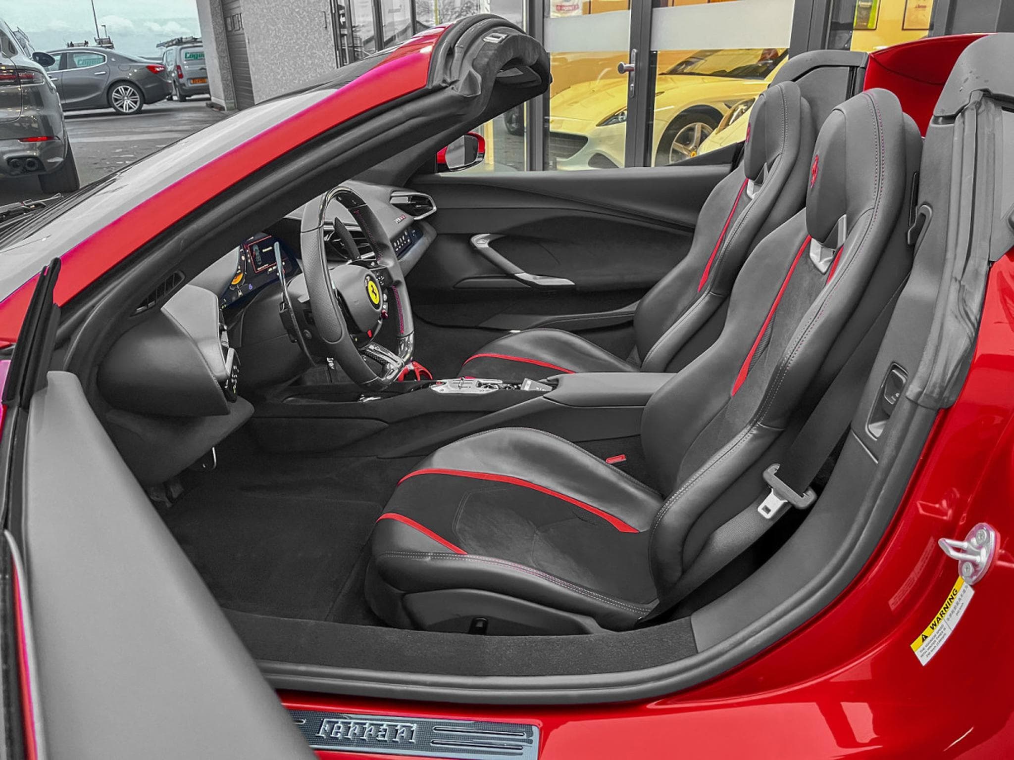 Ferrari 296 GTS 296 GTS/ Rosso Magma Extracampionario /Garantie Ferrari (2025) - Photo 8