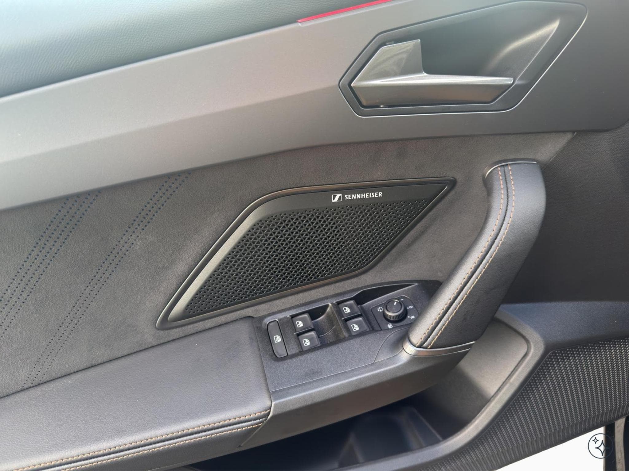 Cupra Leon mHEV, Matrix, Dynamica Seats, Sennheiser, NAVI, Apple Carpla (2026) - Photo 11
