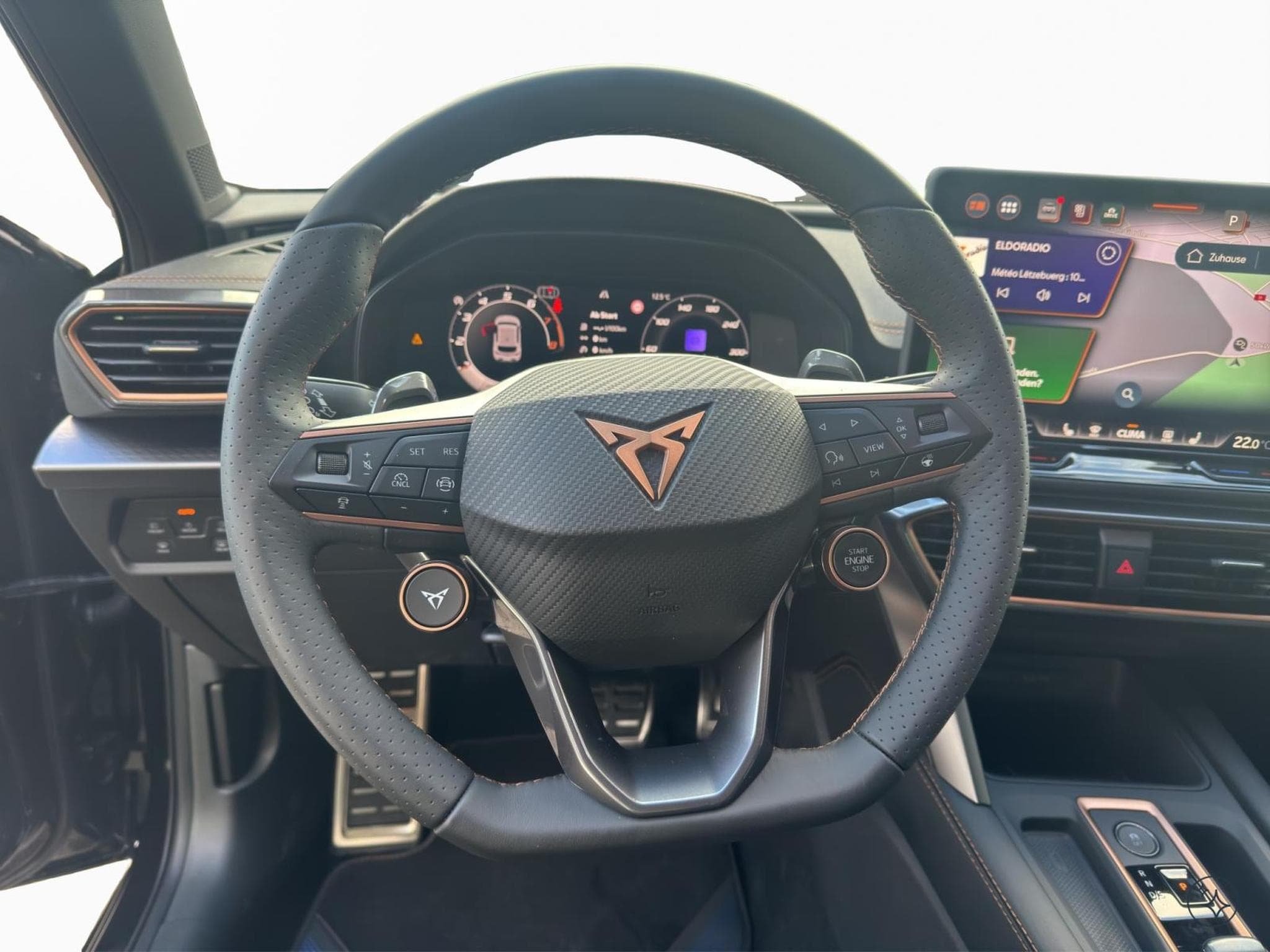 Cupra Leon mHEV, Matrix, Dynamica Seats, Sennheiser, NAVI, Apple Carpla (2026) - Photo 24