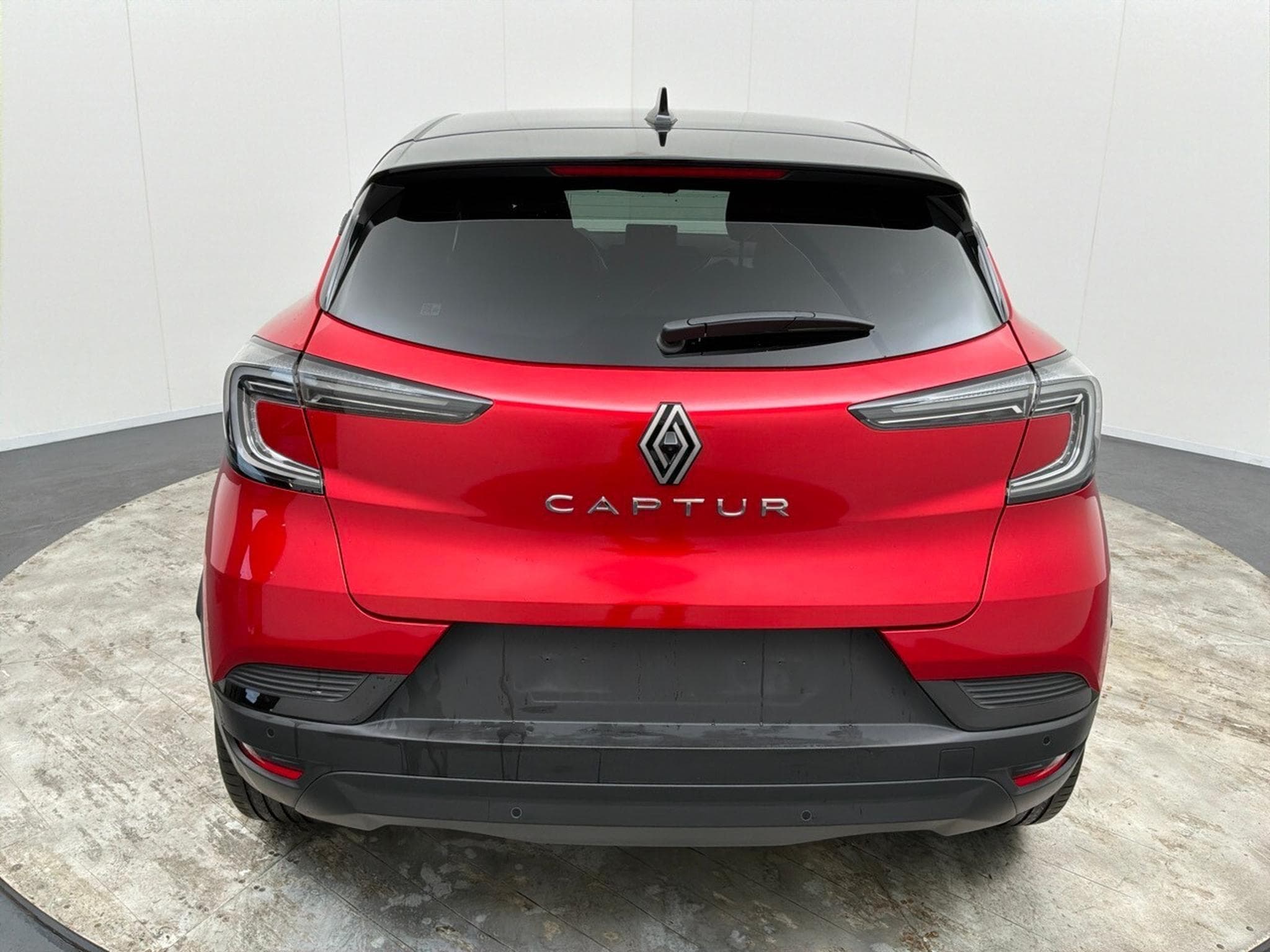 Renault Captur 1.3 TCE 140 Techno (2024) - Photo 3