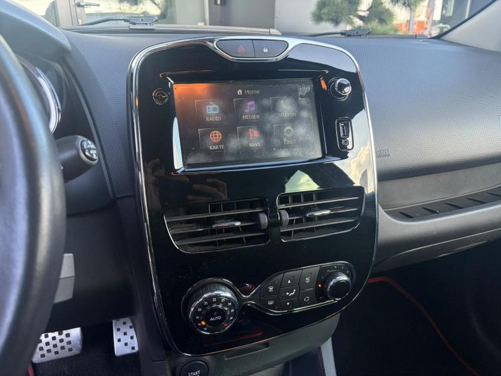 Renault Clio IV RS 1.6 200ch/PDC/GPS (2014) - Photo 7
