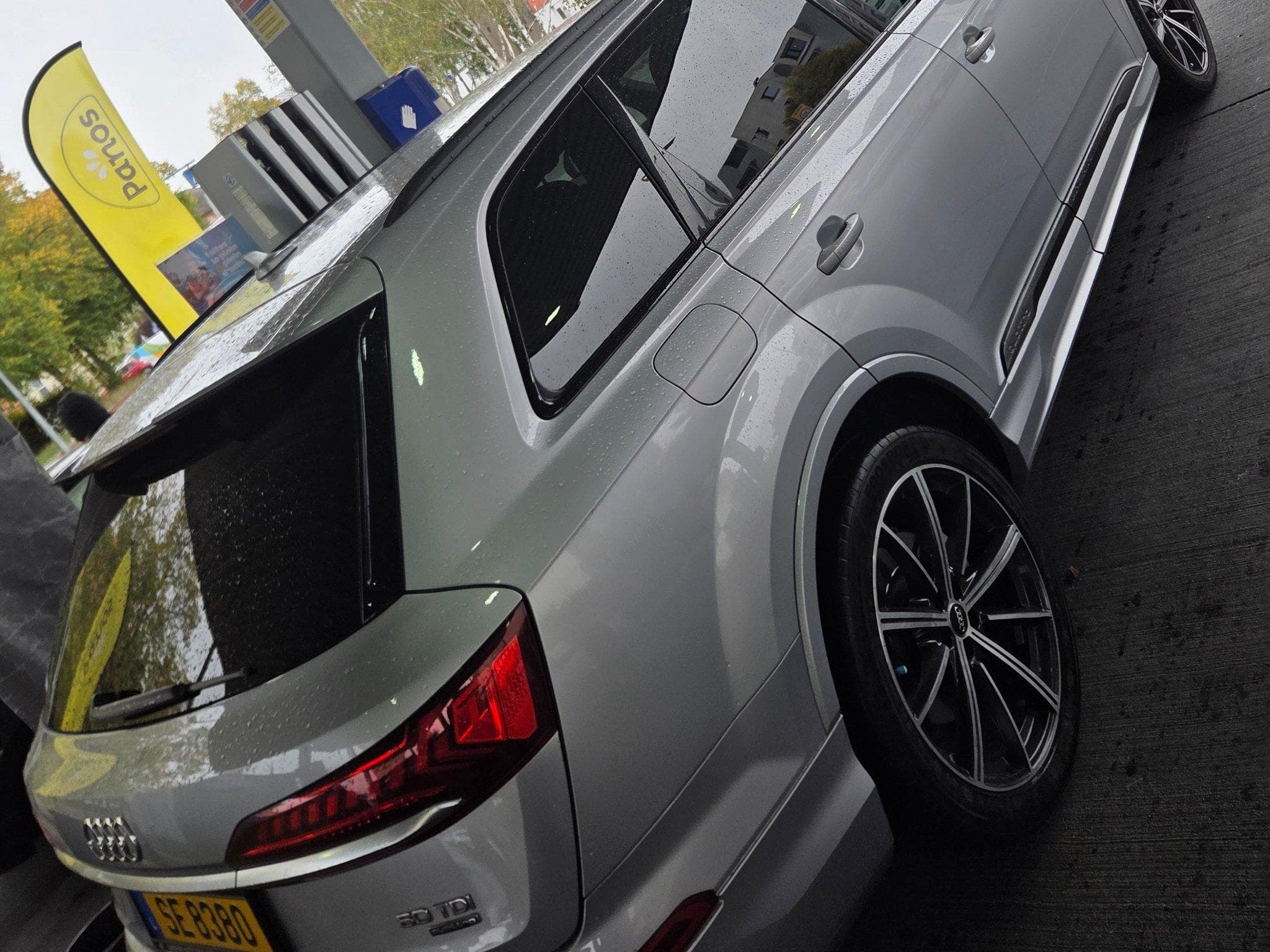 Audi Q7 Sline full (2020) - Photo 2