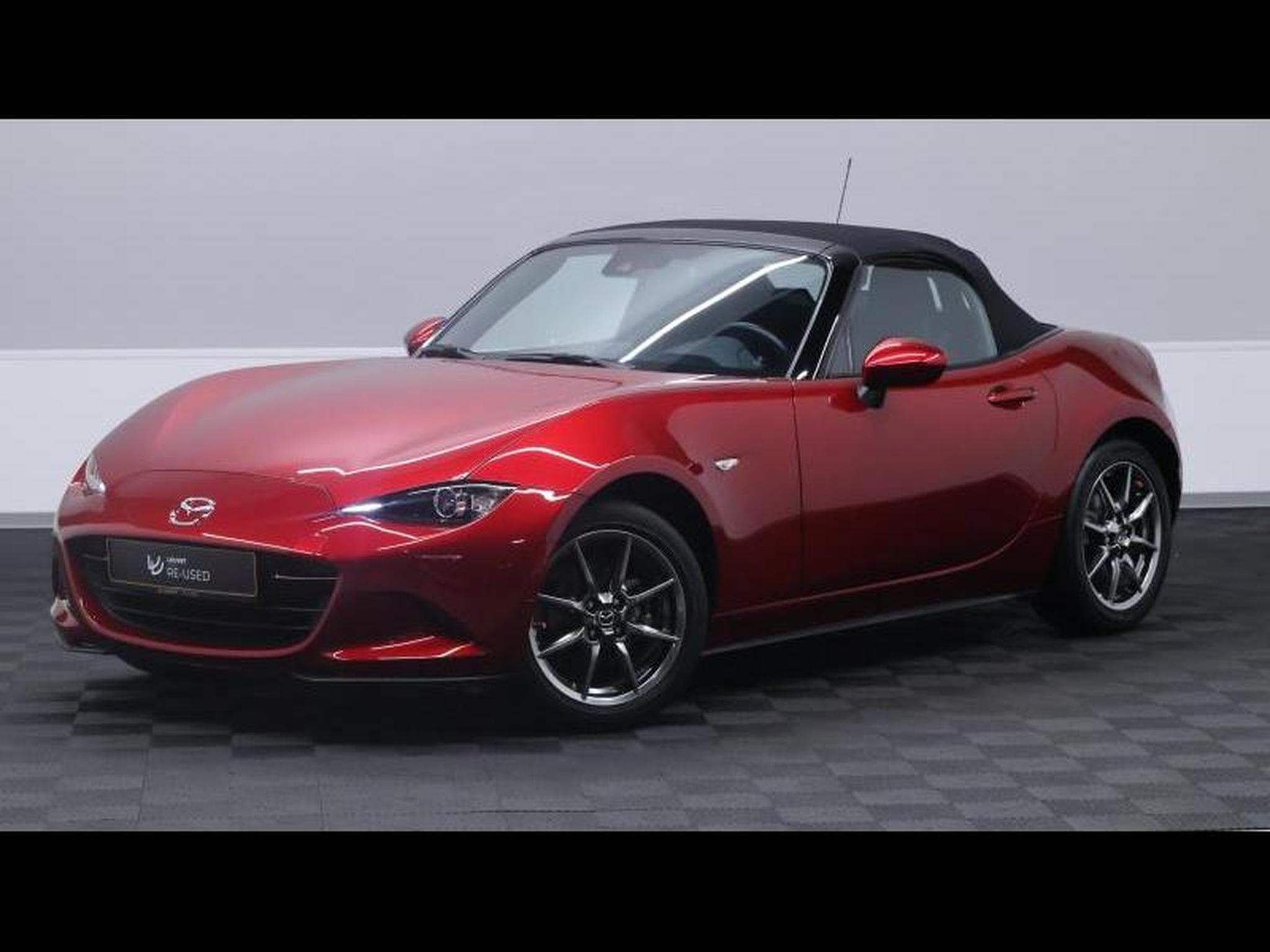 Mazda MX-5 Skyactiv-G 130ch (2021) - Photo 3