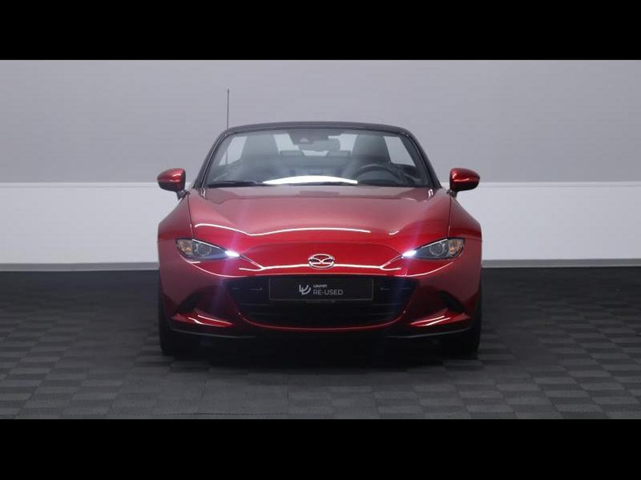 Mazda MX-5 Skyactiv-G 130ch (2021) - Photo 4