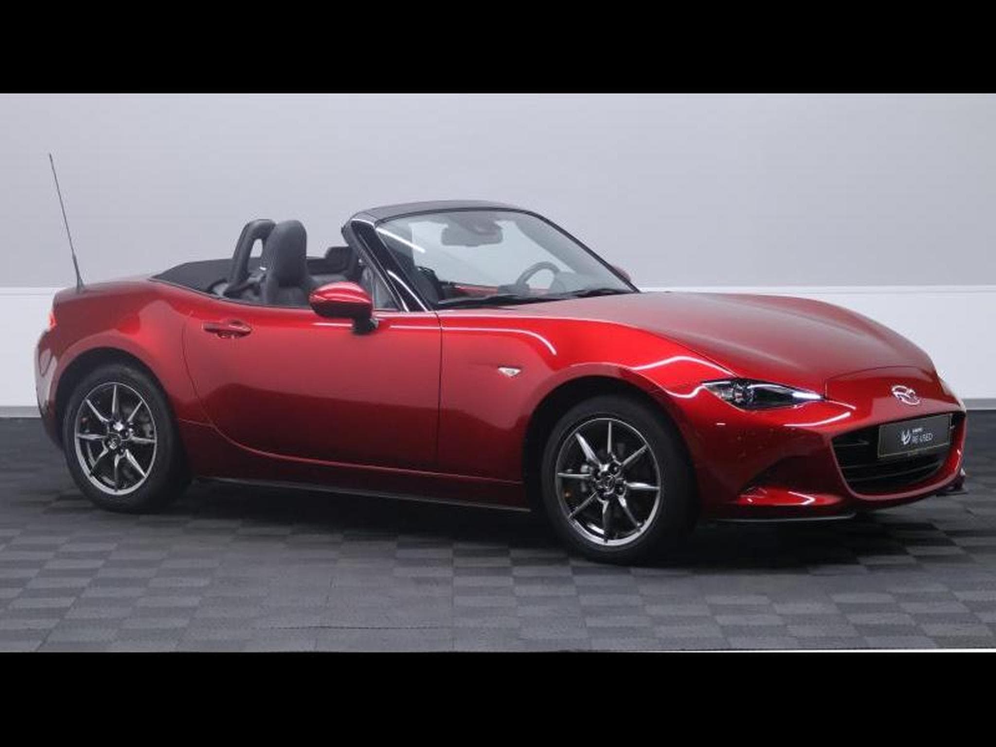 Mazda MX-5 Skyactiv-G 130ch (2021) - Photo 7