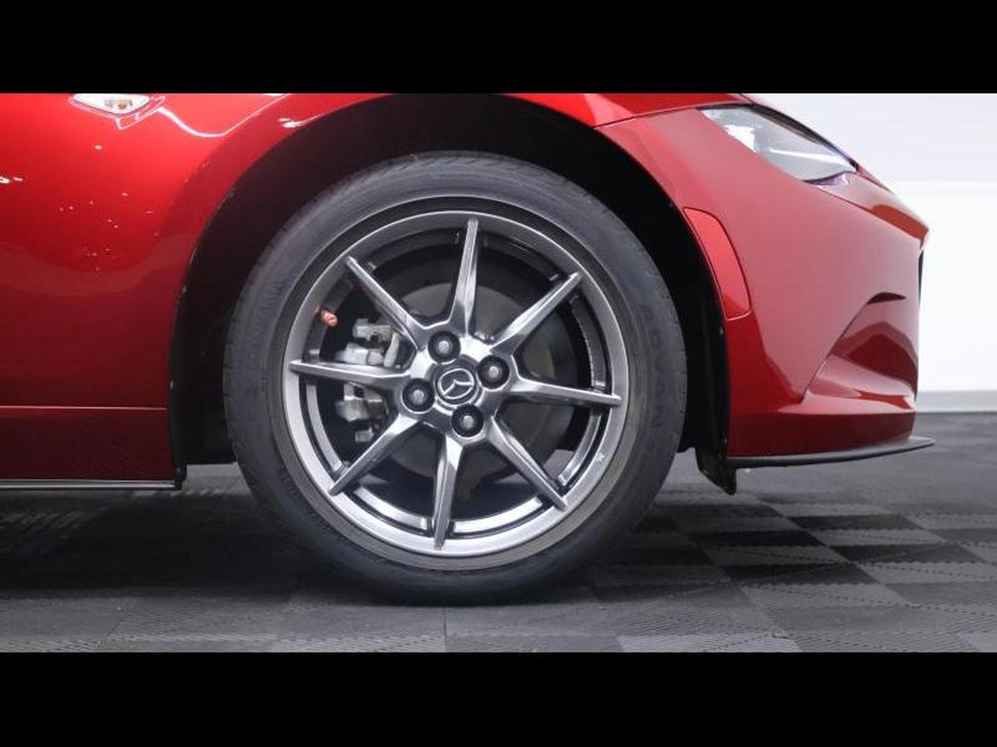 Mazda MX-5 Skyactiv-G 130ch (2021) - Photo 27