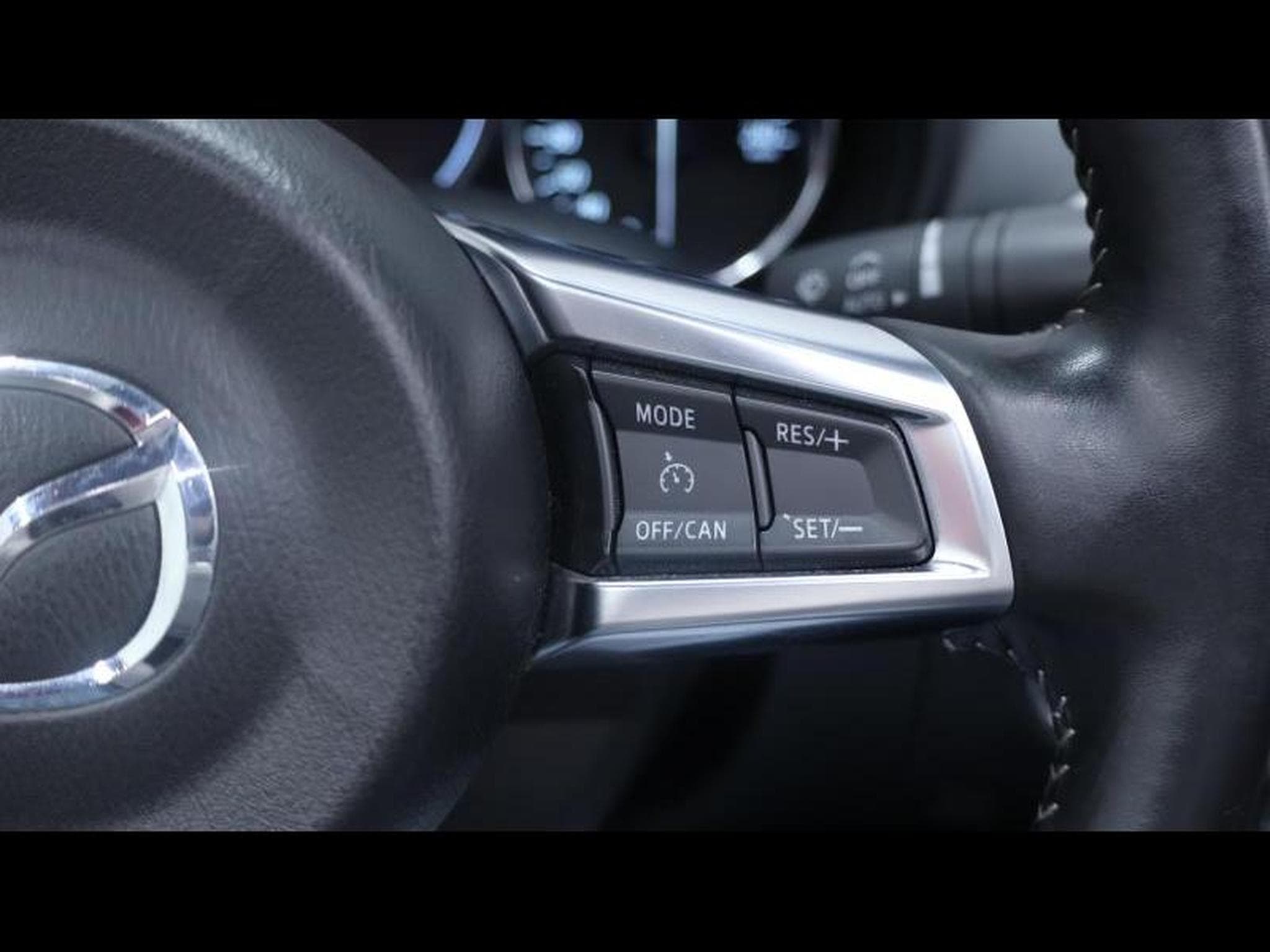Mazda MX-5 Skyactiv-G 130ch (2021) - Photo 37