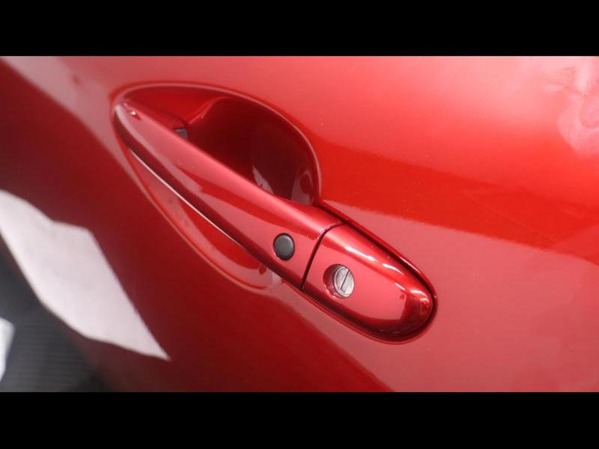 Mazda MX-5 Skyactiv-G 130ch (2021) - Photo 46