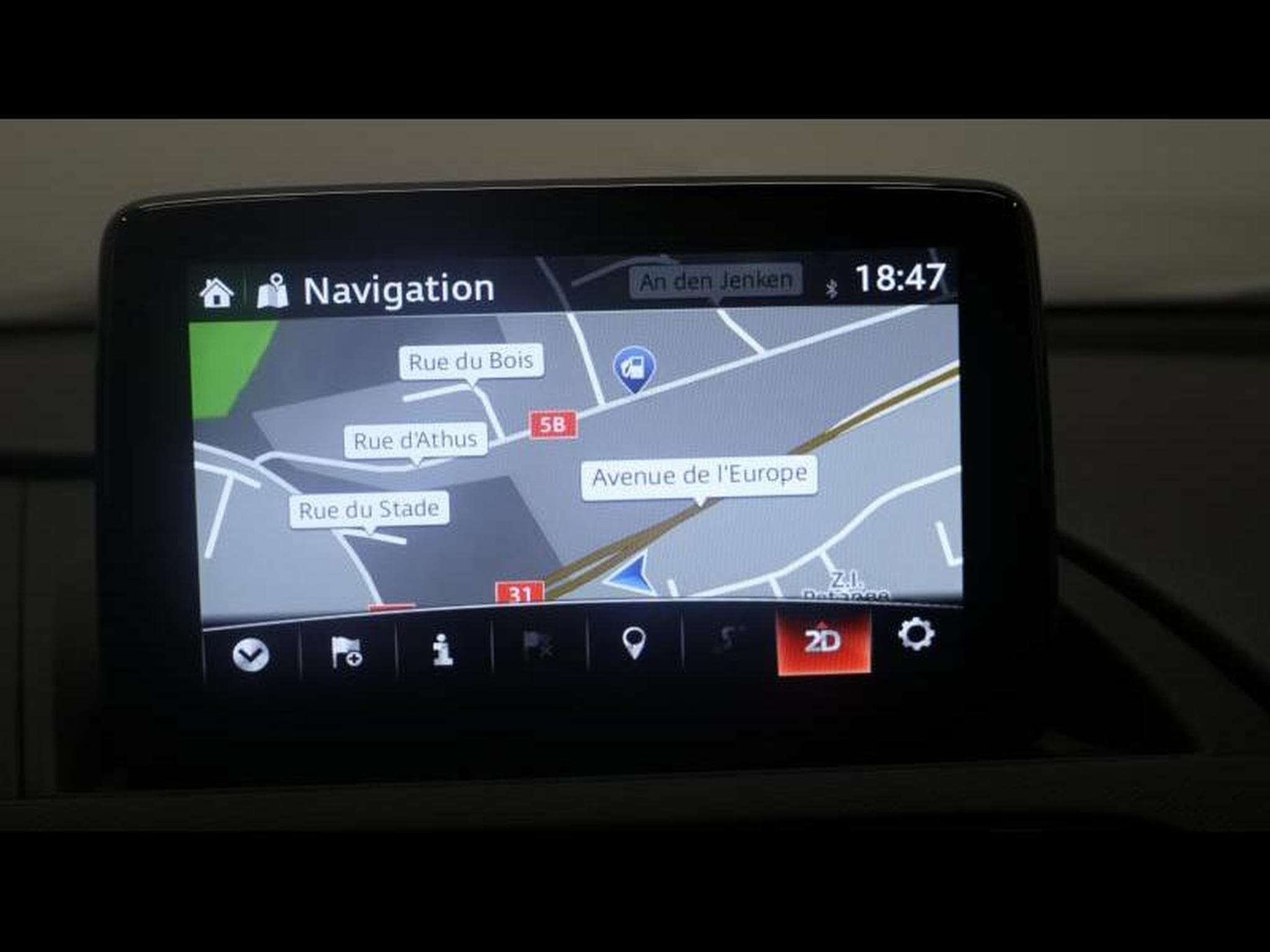 Mazda MX-5 Skyactiv-G 130ch (2021) - Photo 42