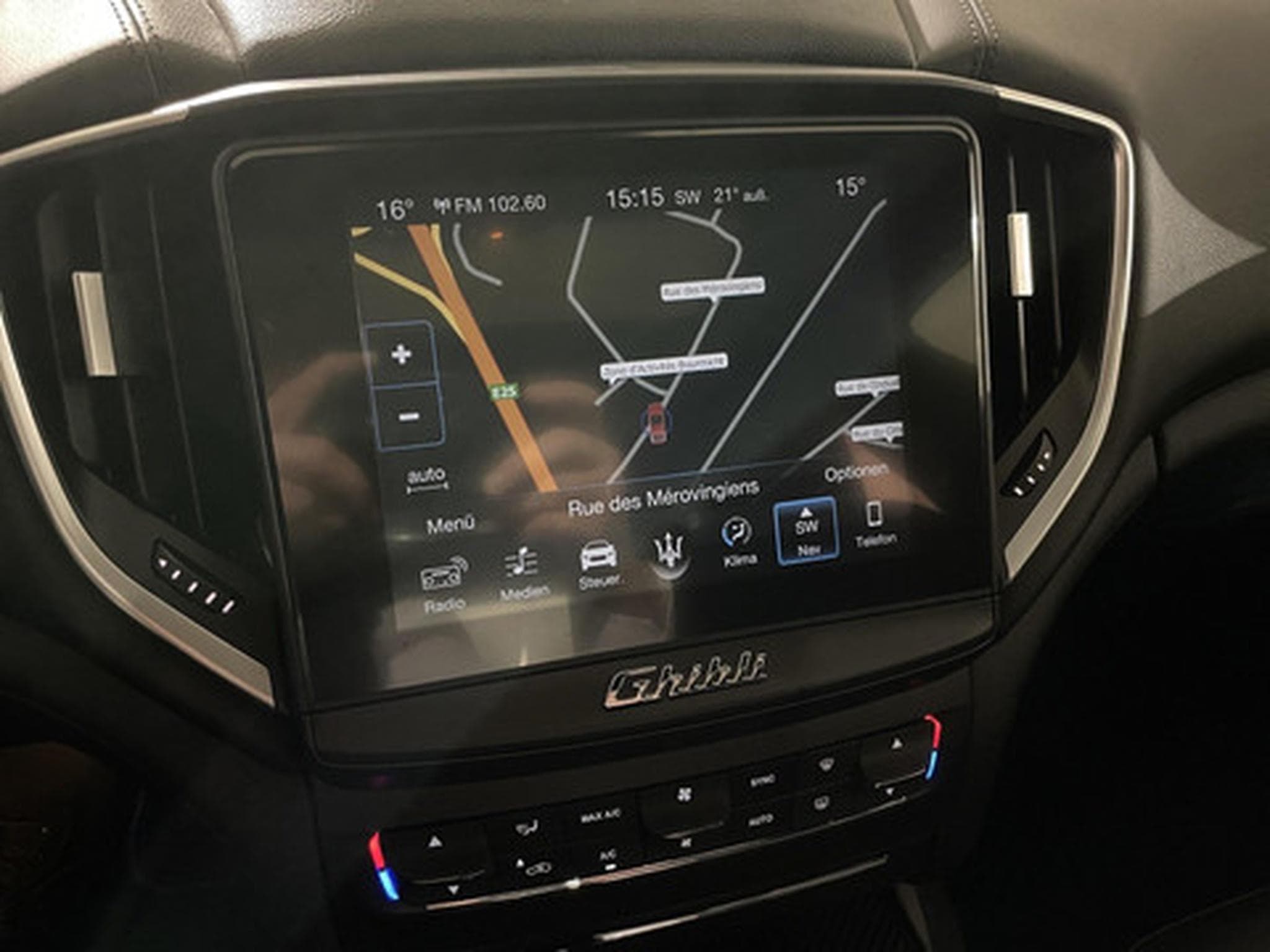 Maserati Ghibli 3.0 Aut. Limousine (2019) - Photo 3