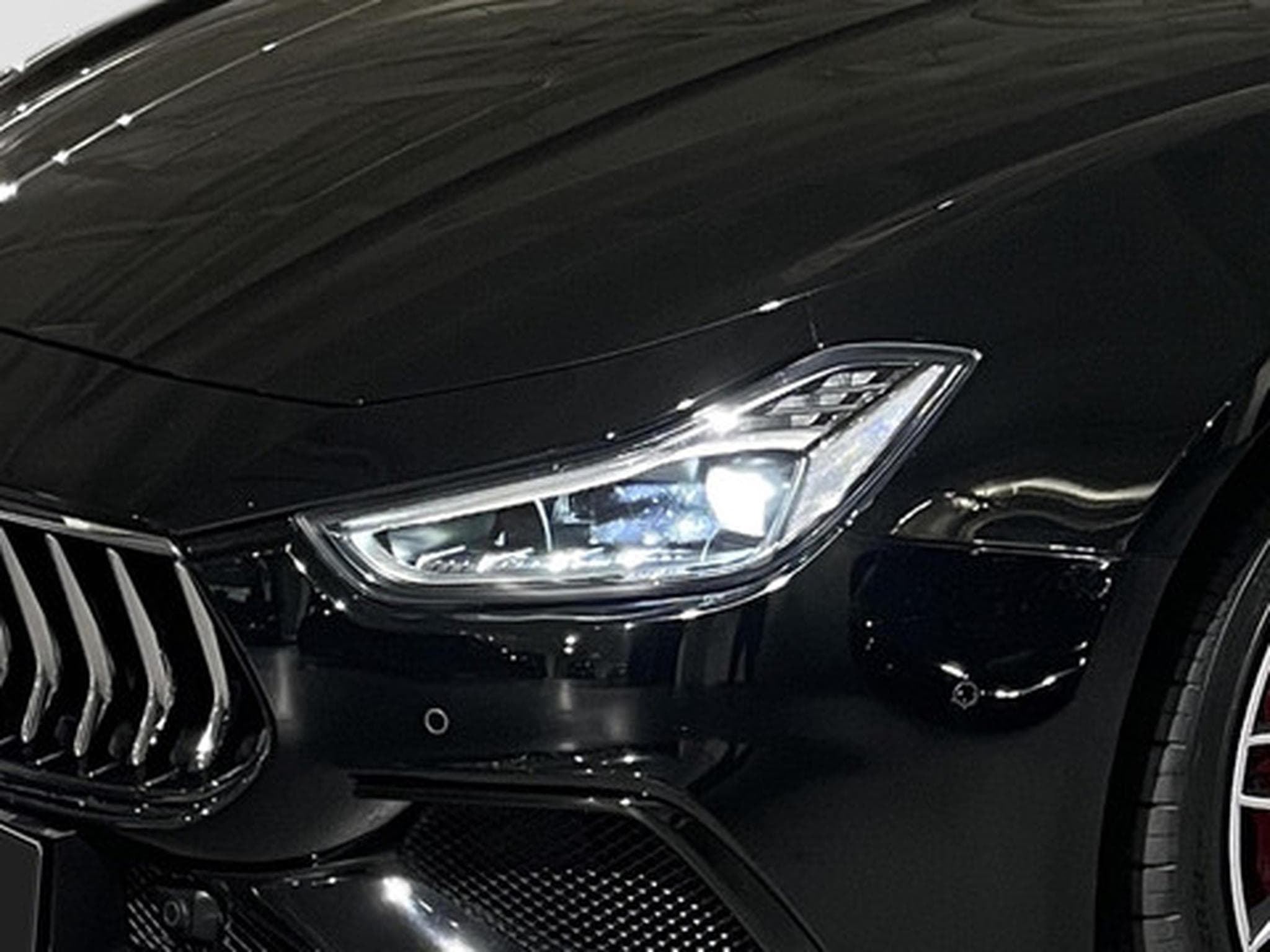 Maserati Ghibli 3.0 Aut. Limousine (2019) - Photo 23