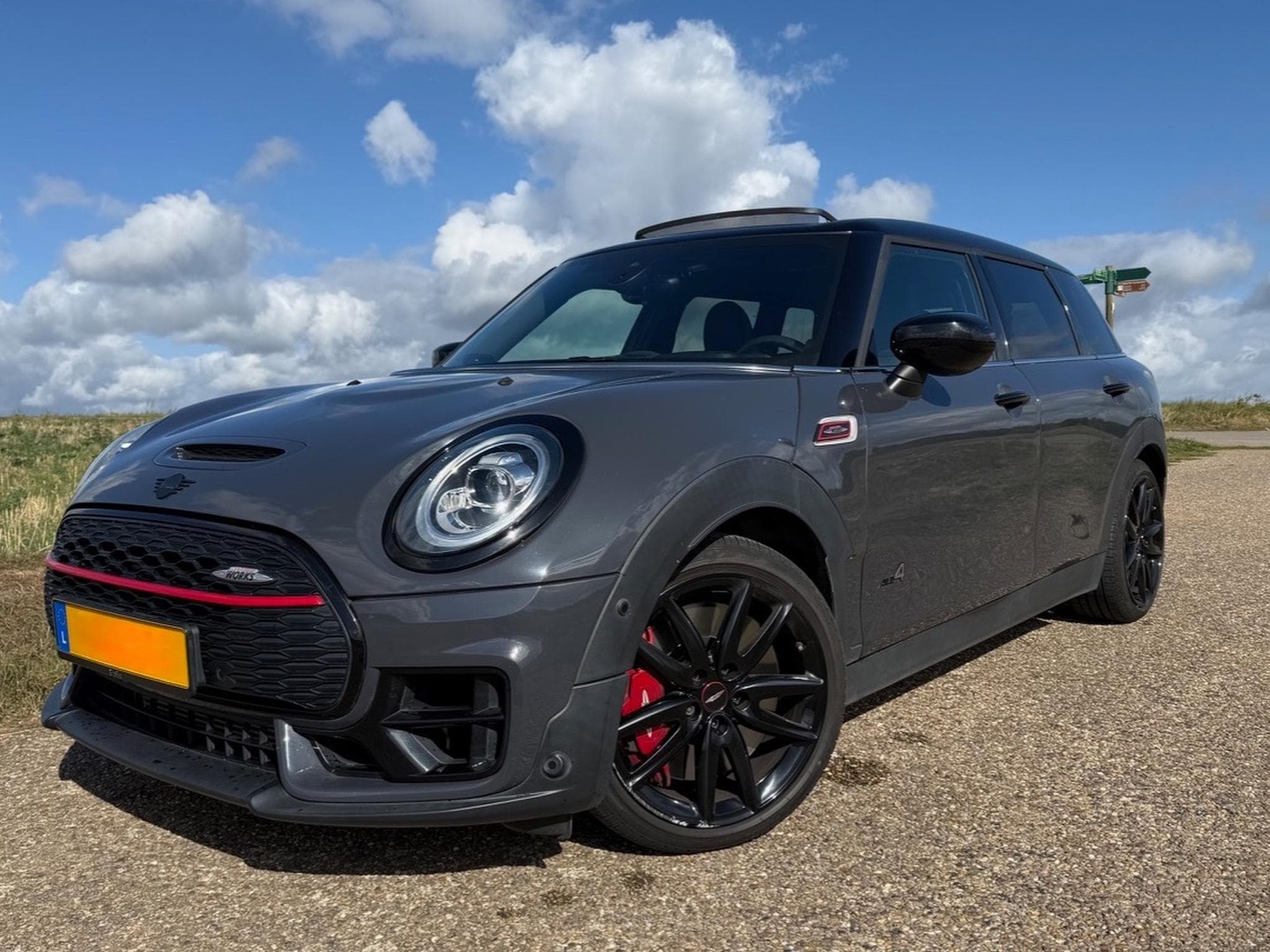 Mini Clubman John Cooper Works All4 AT (2021) - Photo 1