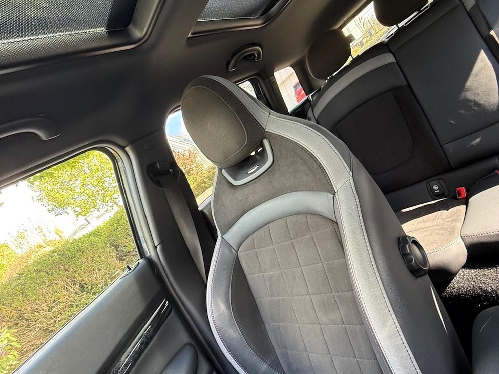 Mini Clubman John Cooper Works All4 AT (2021) - Photo 9