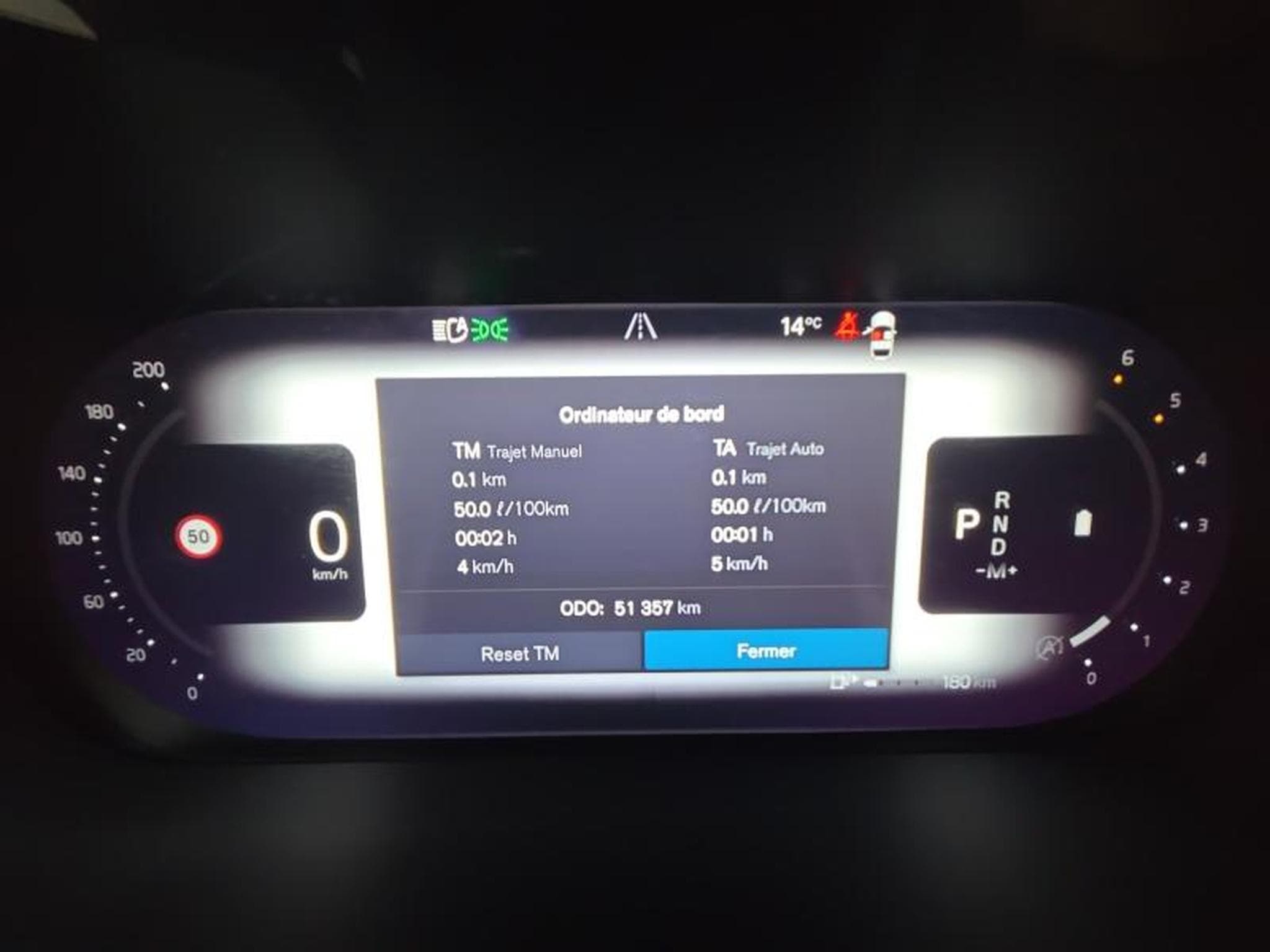 Volvo XC60 B4 Plus Dark / Essence (2022) - Photo 18