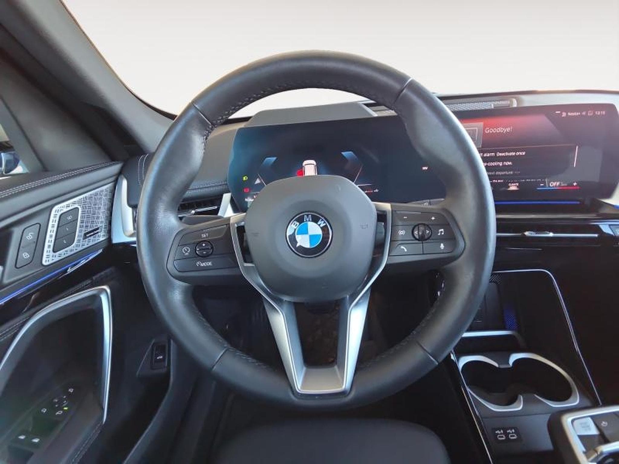 BMW X1 xDrive 23i PACK M/ Essence (2023) - Photo 11