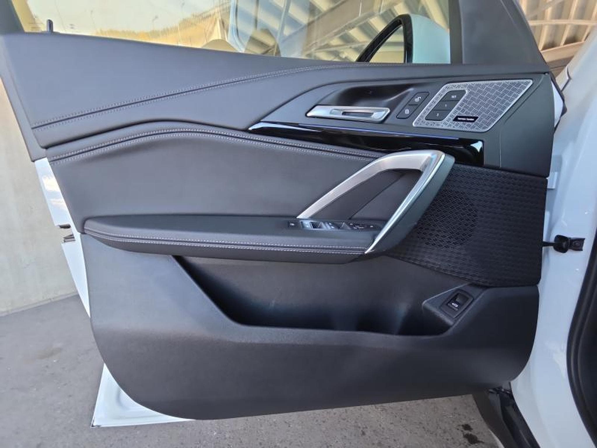 BMW X1 xDrive 23i PACK M/ Essence (2023) - Photo 19