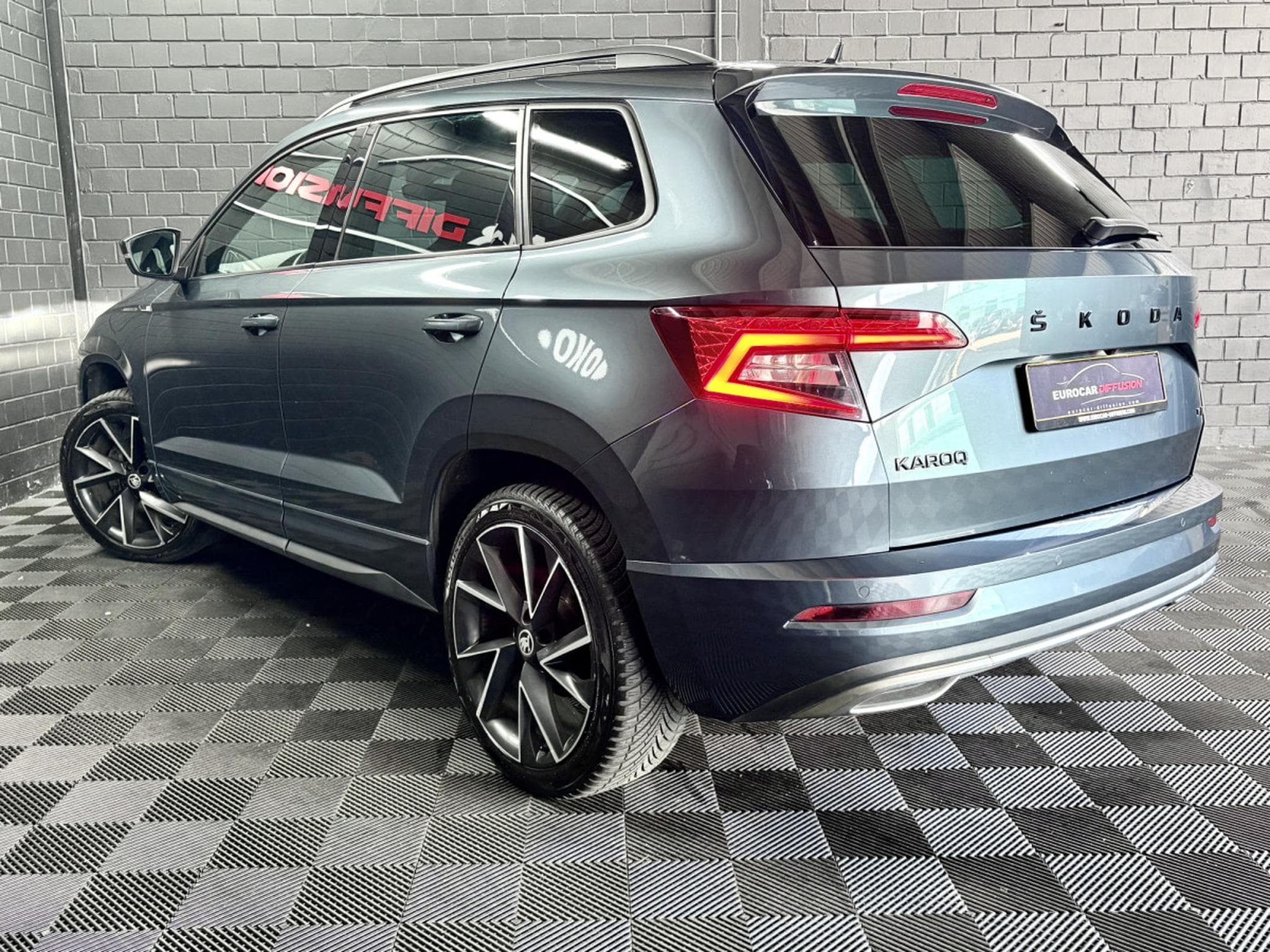 Skoda Karoq Sportline 2.0 TSI 190 CV 4x4 DSG7 *CAM* HAYON * ACC * (2021) - Photo 4