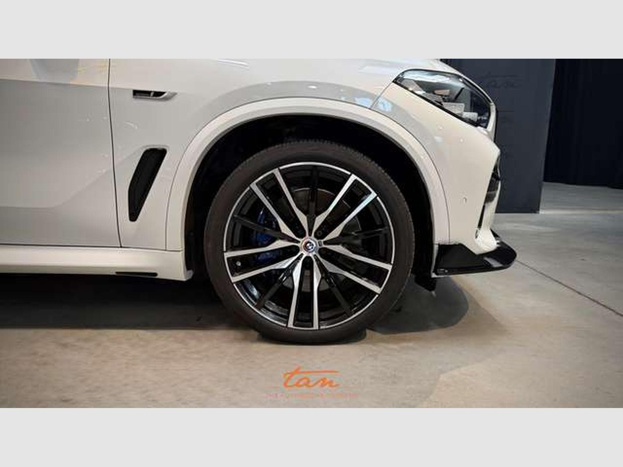 BMW X5 45e xDrive 3.0AS Pack M Sport Full Options + attache remorqu (2023) - Photo 12