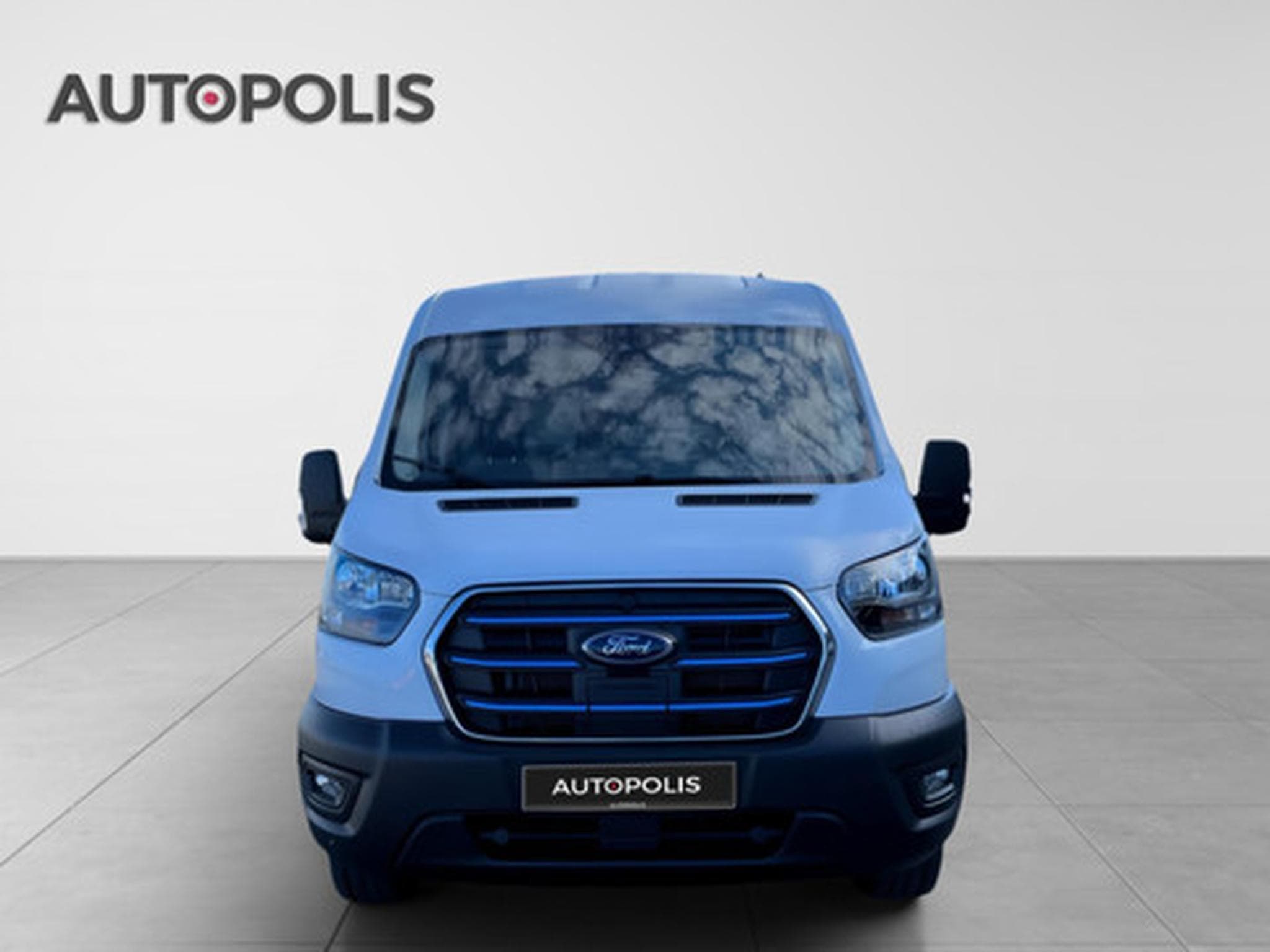 Ford E-Transit Trend (2024) - Photo 12