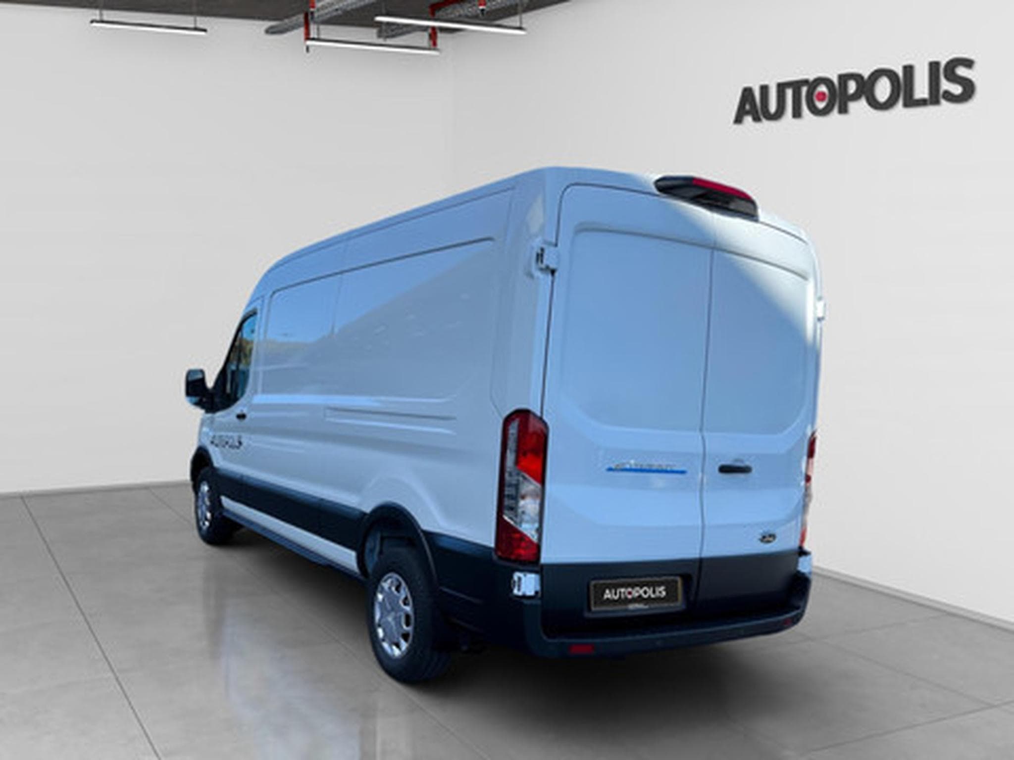 Ford E-Transit Trend (2024) - Photo 17