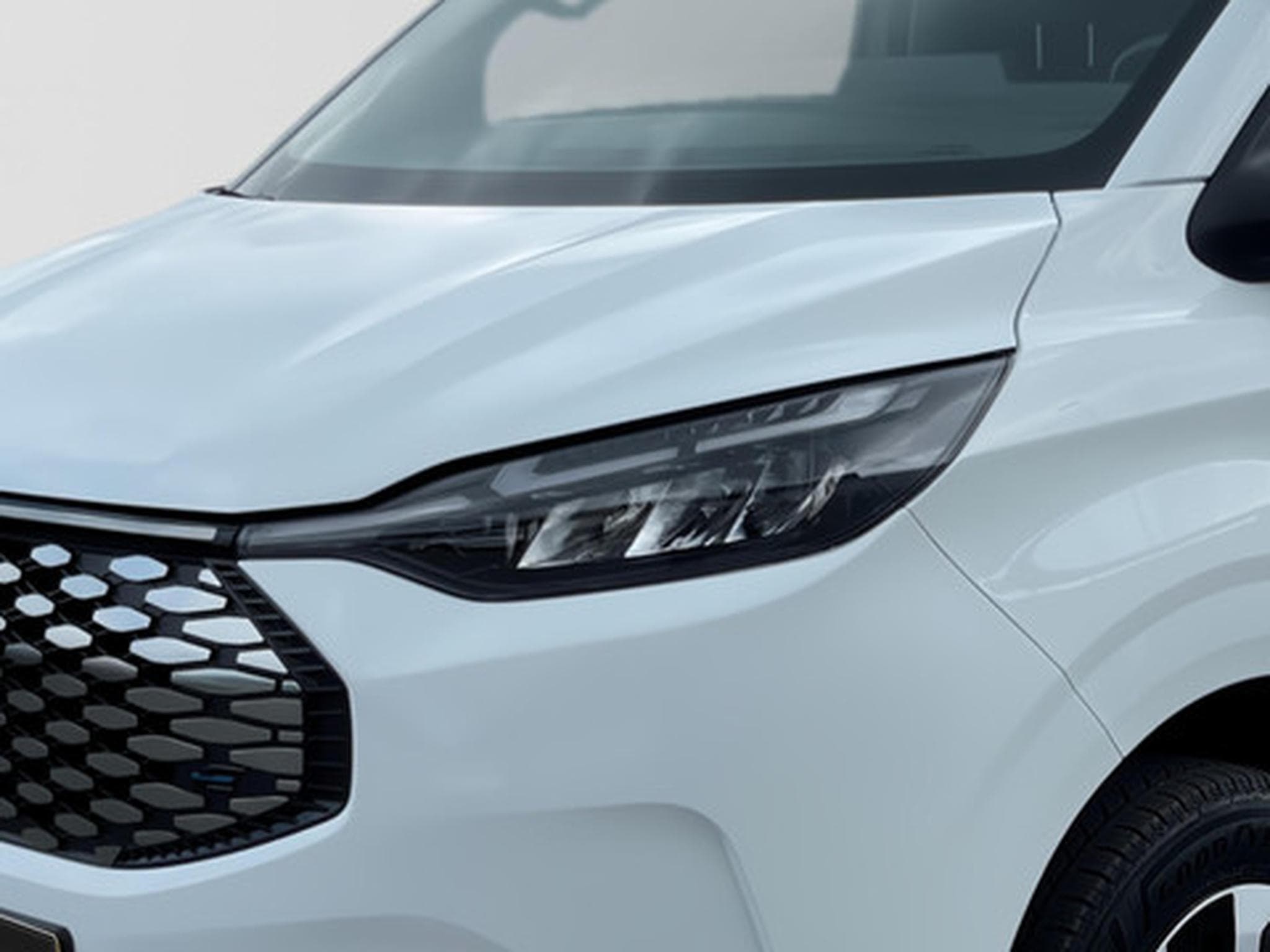 Ford Transit Trend 320S (2025) - Photo 4