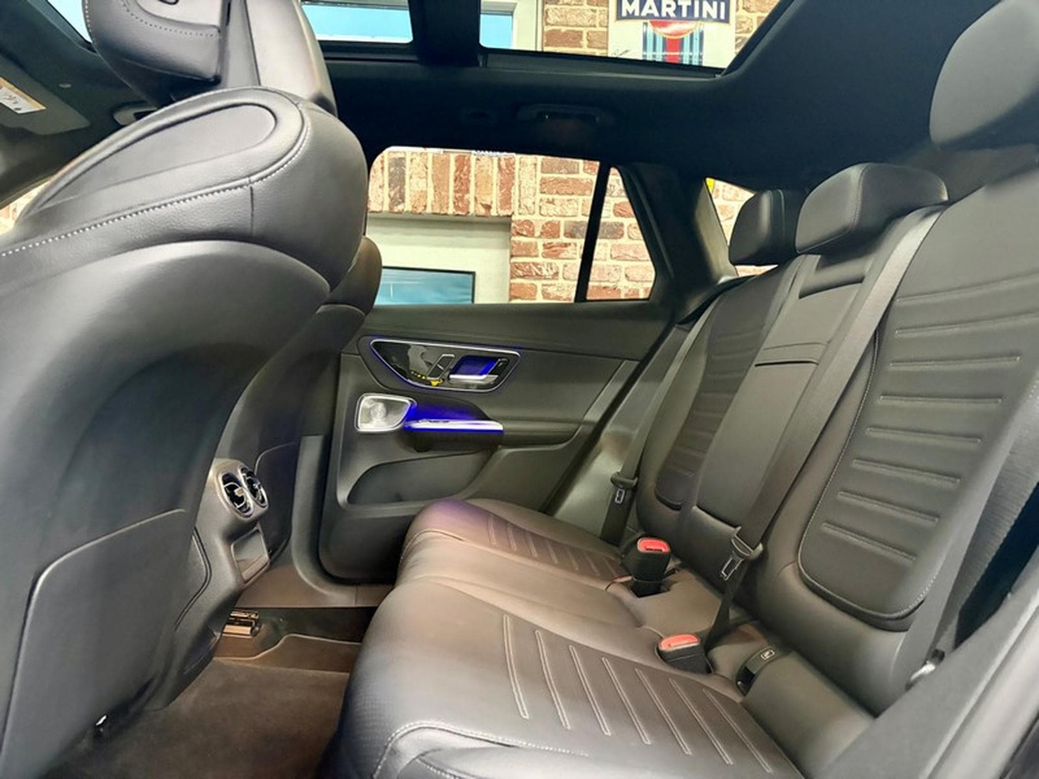 Mercedes GLC 300 GLC 300e 2.0 204cv Auto 4x4 AMG-LINE (2023) - Photo 6