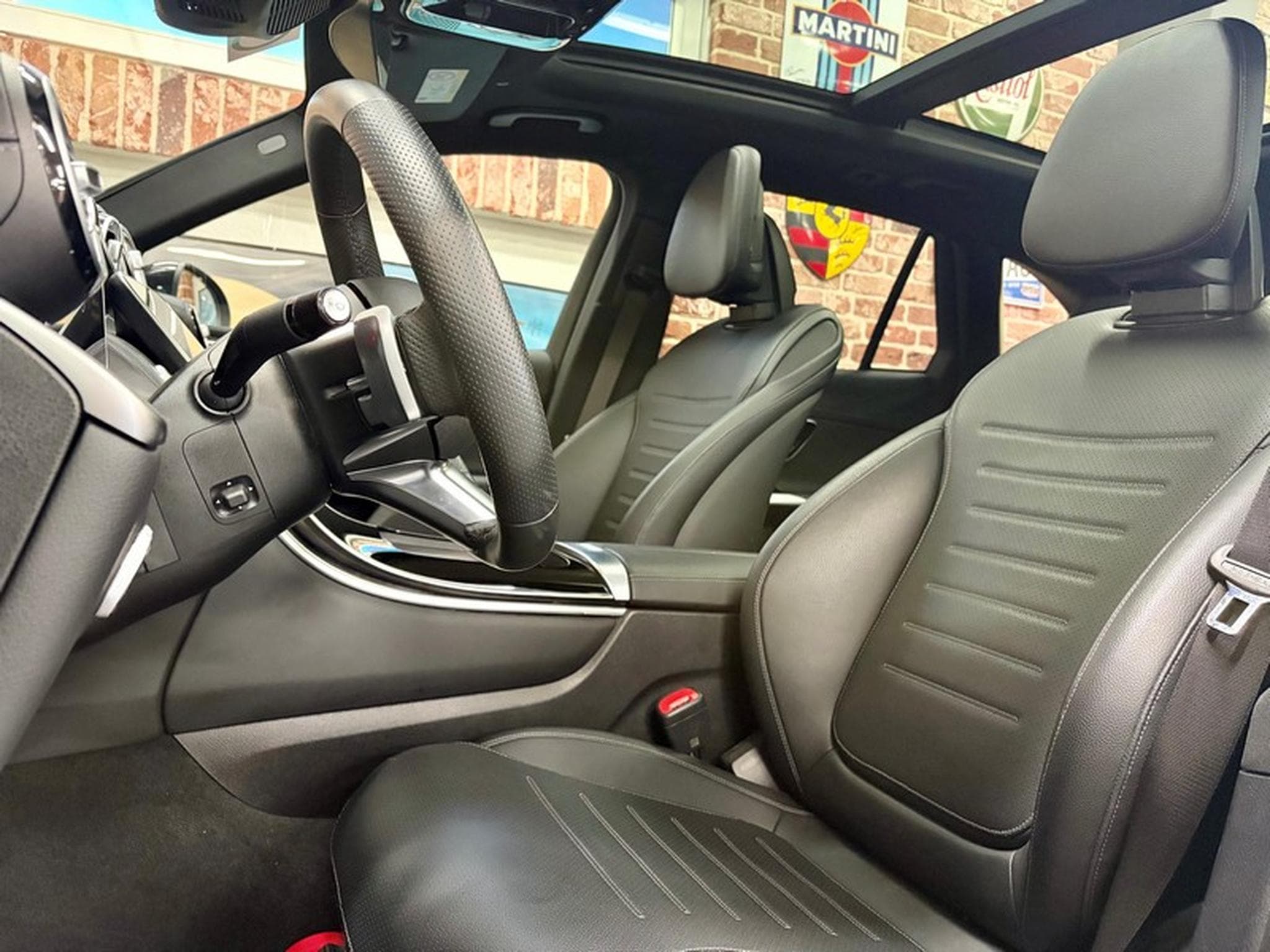 Mercedes GLC 300 GLC 300e 2.0 204cv Auto 4x4 AMG-LINE (2023) - Photo 4
