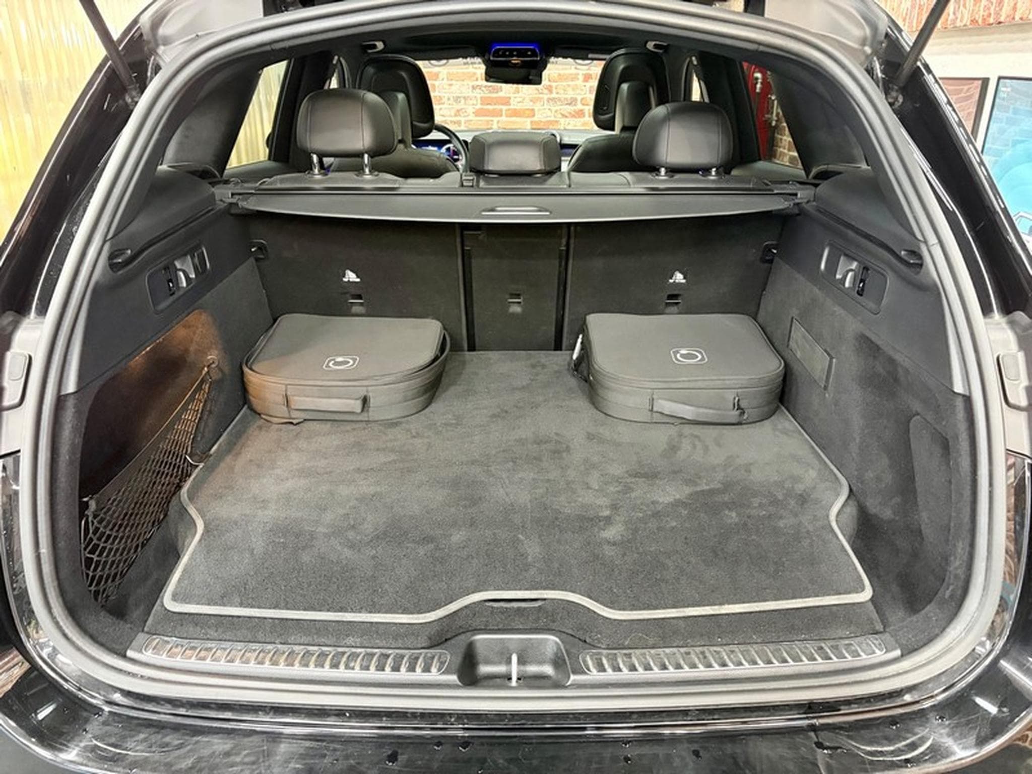 Mercedes GLC 300 GLC 300e 2.0 204cv Auto 4x4 AMG-LINE (2023) - Photo 7