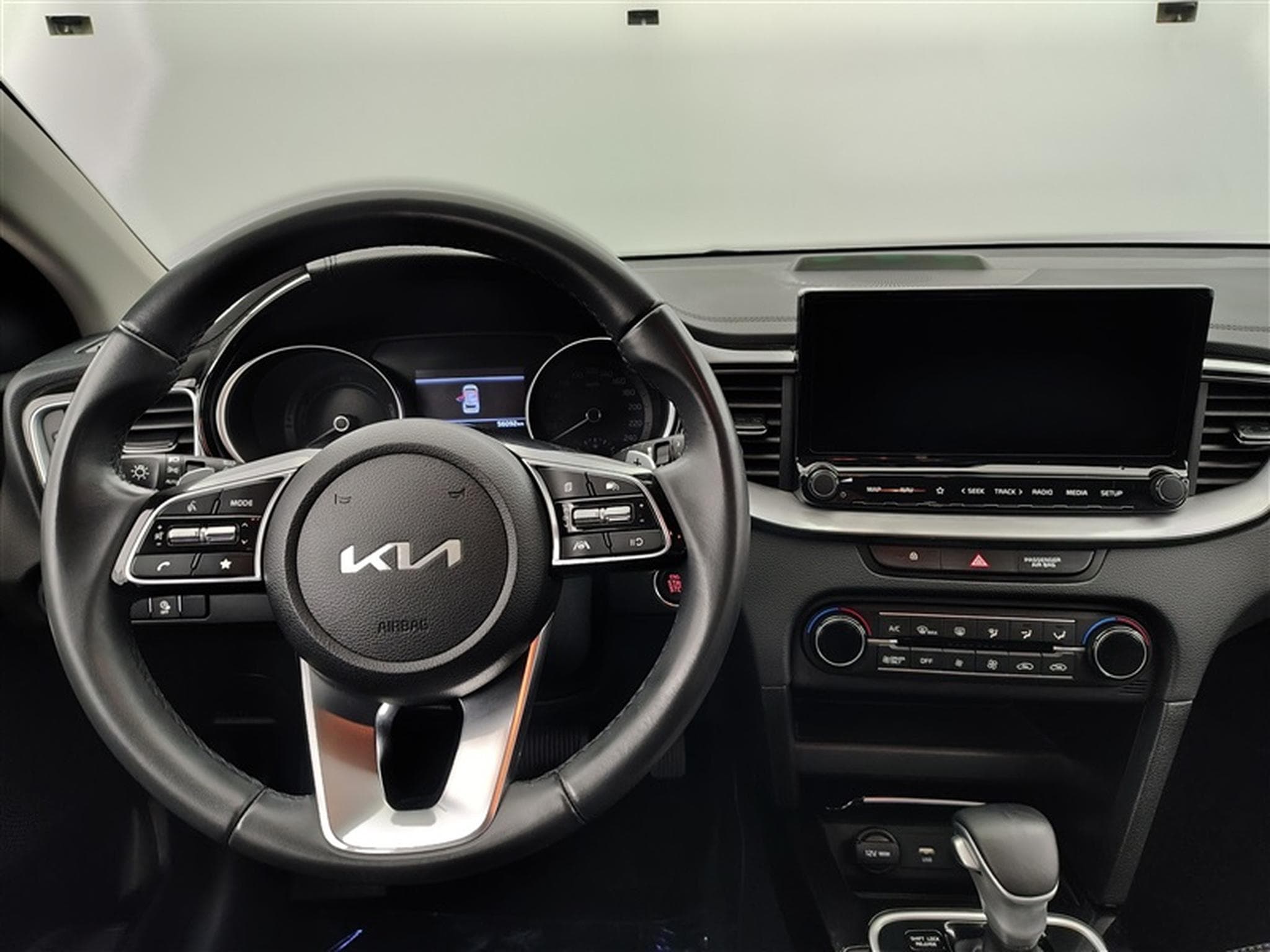 Kia Ceed Sw Ceed SW 1.6 GDi PHEV DCT Navi / Led (2022) - Photo 9