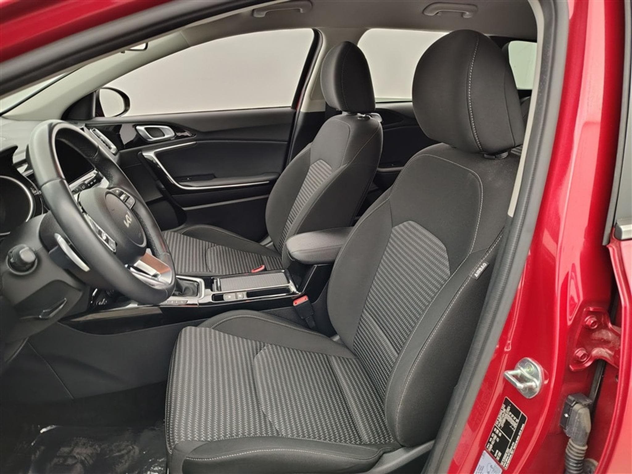 Kia Ceed Sw Ceed SW 1.6 GDi PHEV DCT Navi / Led (2022) - Photo 7