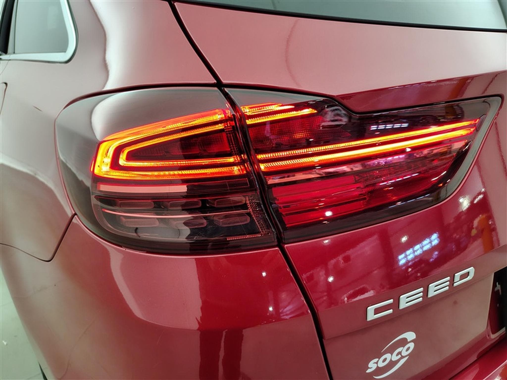 Kia Ceed Sw Ceed SW 1.6 GDi PHEV DCT Navi / Led (2022) - Photo 16