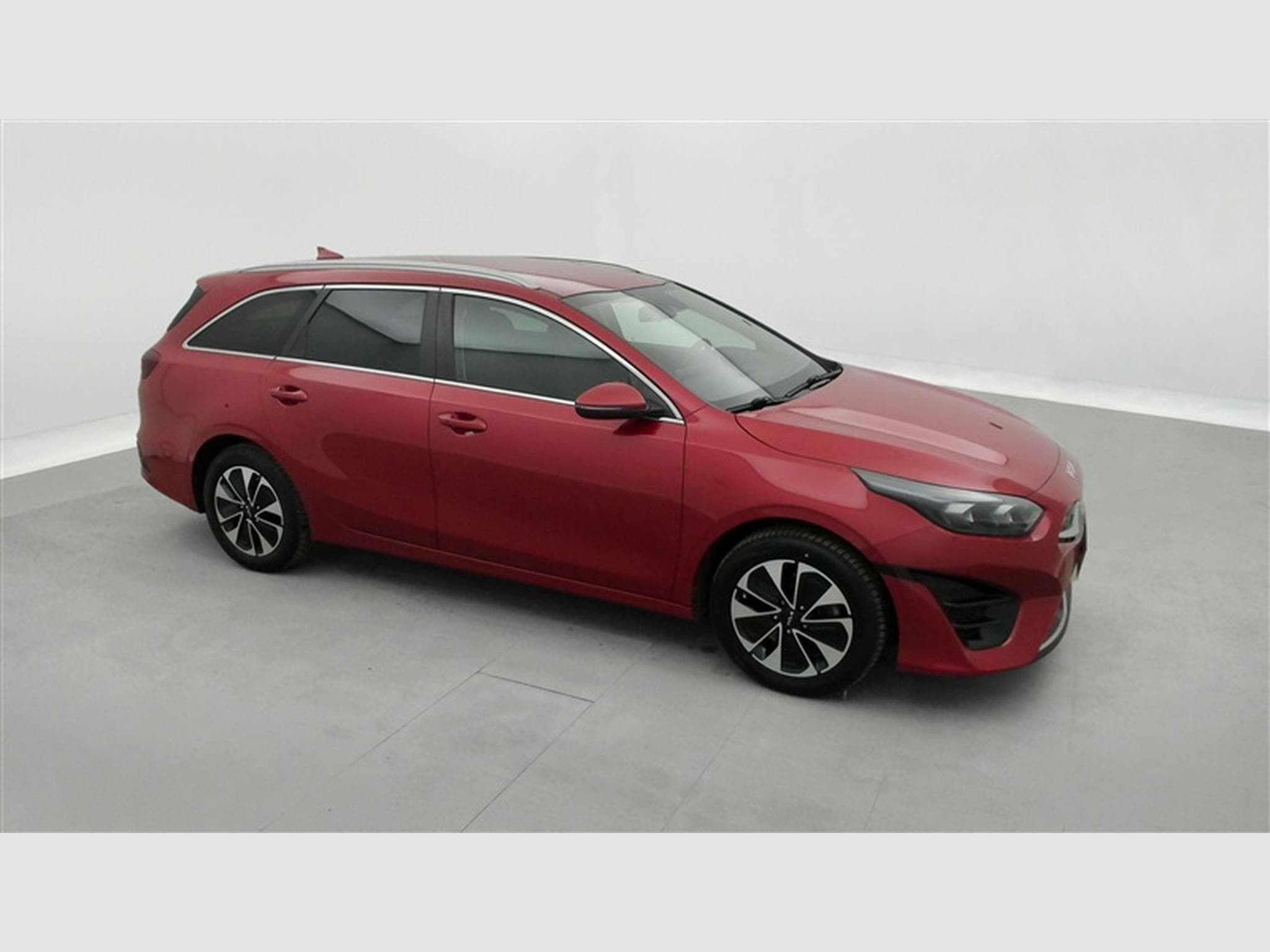 Kia Ceed Sw Ceed SW 1.6 GDi PHEV DCT Navi / Led (2022) - Photo 22