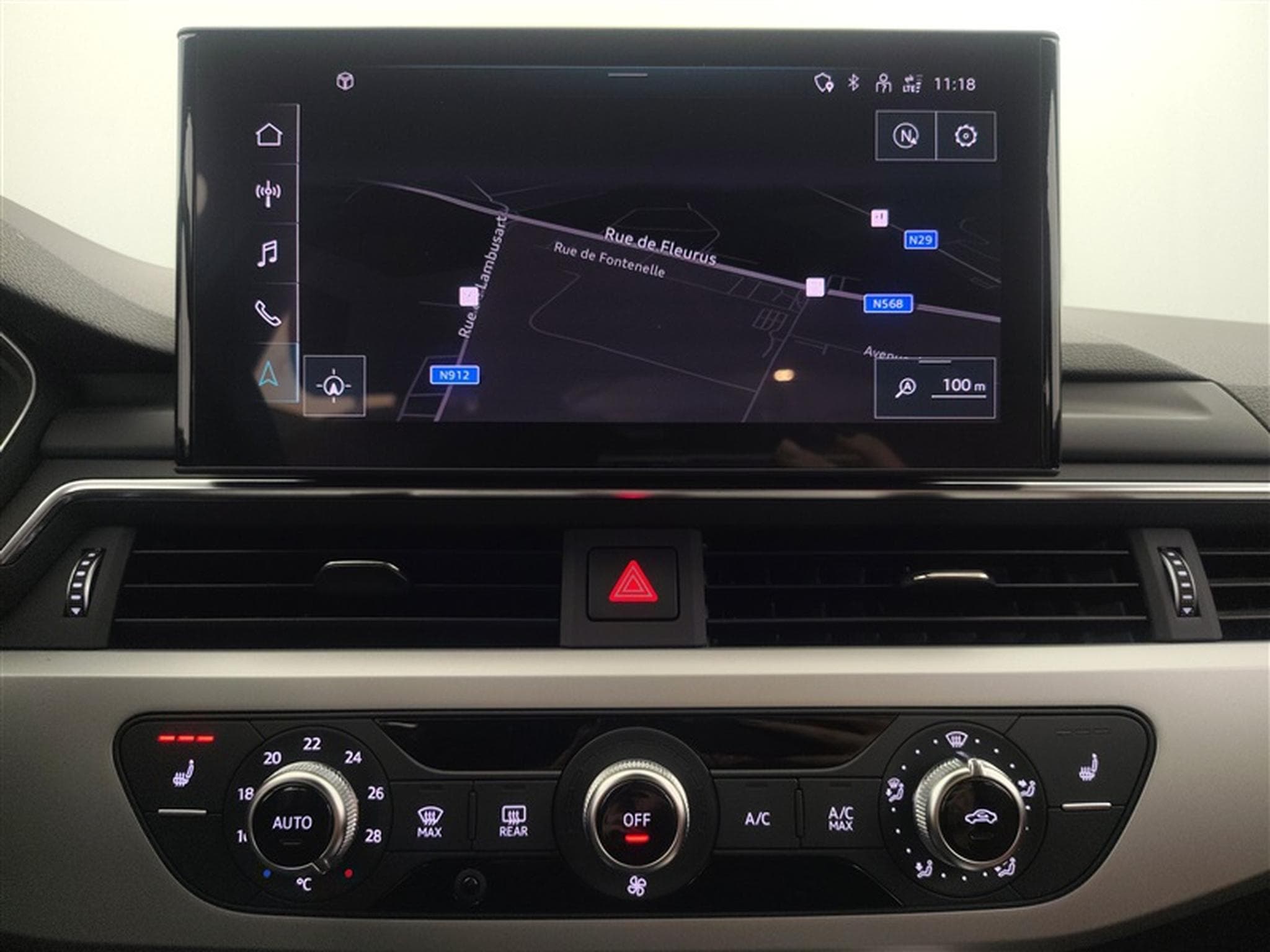 Audi A4 35 TFSi S-Line S tronic PANO/CARPLAY/CAM/Sieges Ch (2023) - Photo 10