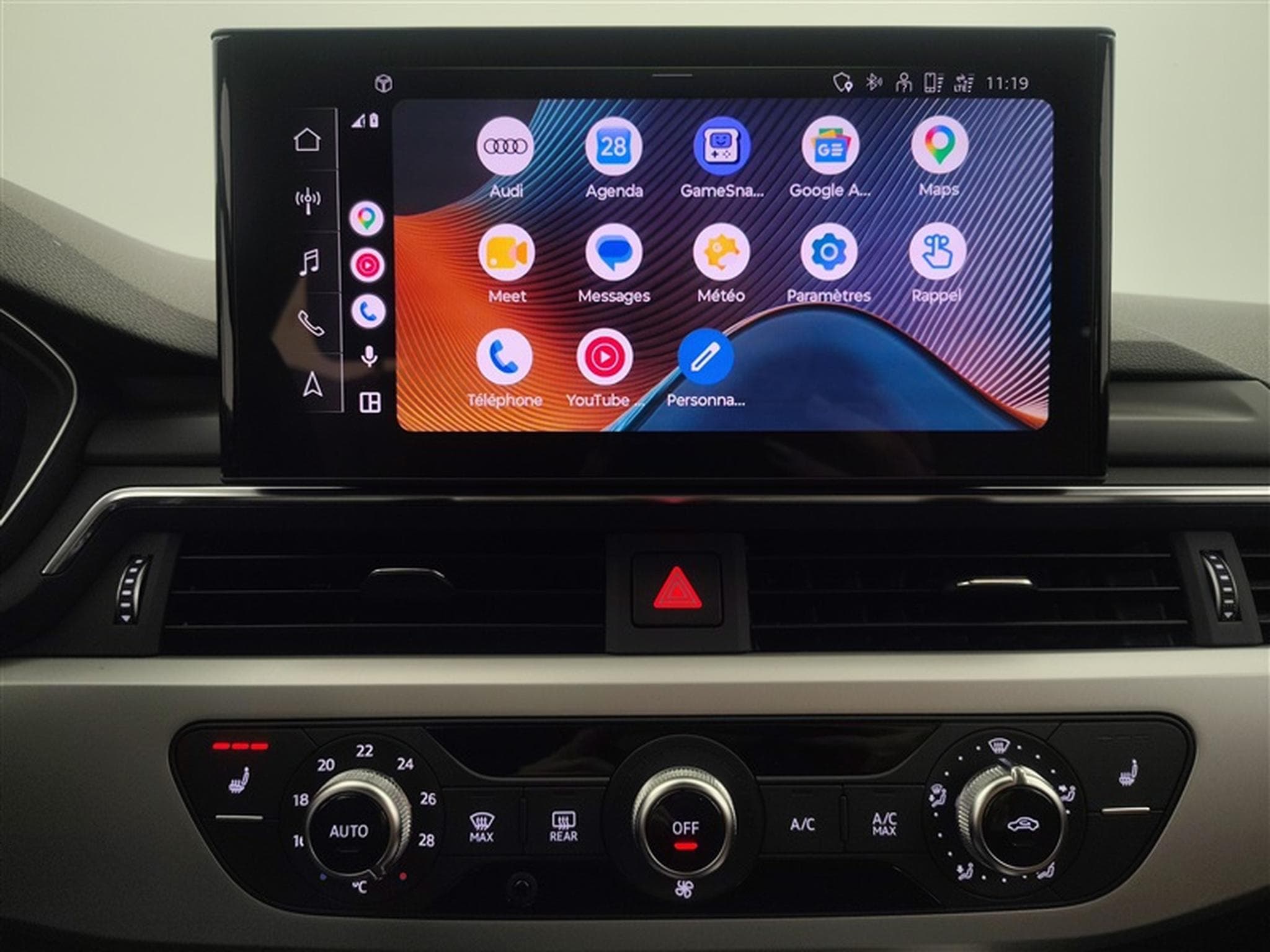 Audi A4 35 TFSi S-Line S tronic PANO/CARPLAY/CAM/Sieges Ch (2023) - Photo 20