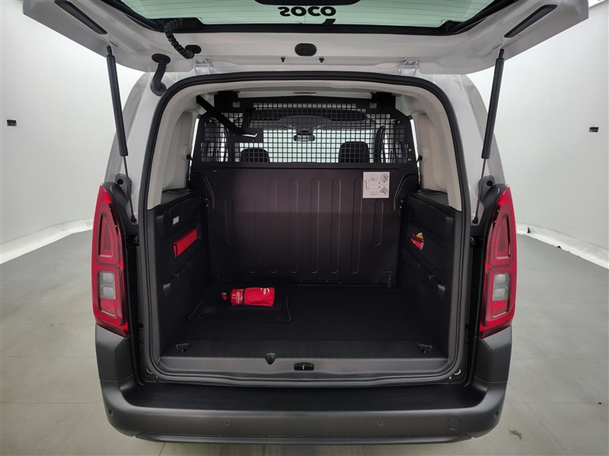 Citroen Berlingo 1.5 HDi Multispace CARPLAY / FULL LED / CAMERA / JA 16" (2026) - Photo 14