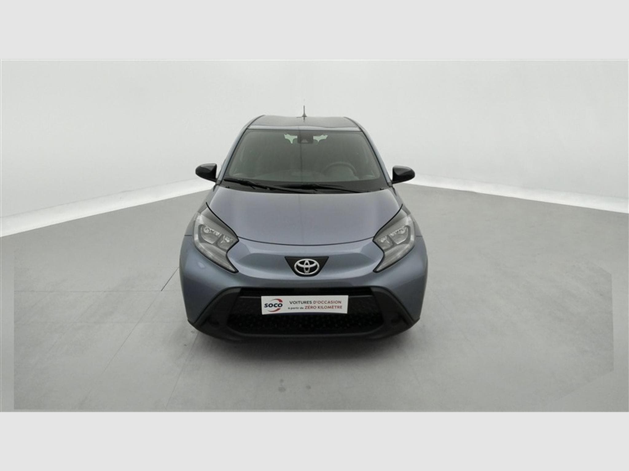 Toyota Aygo 1.0i CVT OLAY HD Clim/ CarPlay / Céméra / ... (2025) - Photo 4