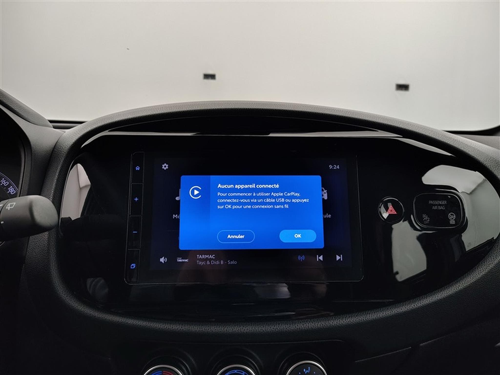 Toyota Aygo 1.0i CVT OLAY HD Clim/ CarPlay / Céméra / ... (2025) - Photo 20