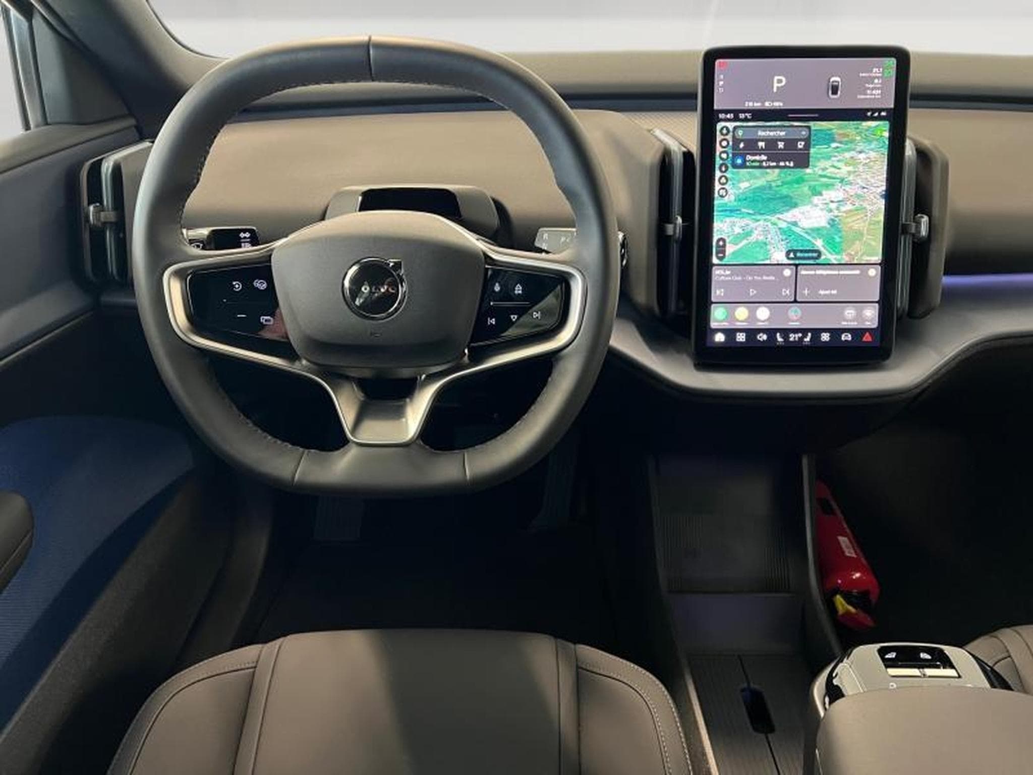 Volvo EX30 Twin motor performance avec kit HEICO (2025) - Photo 13