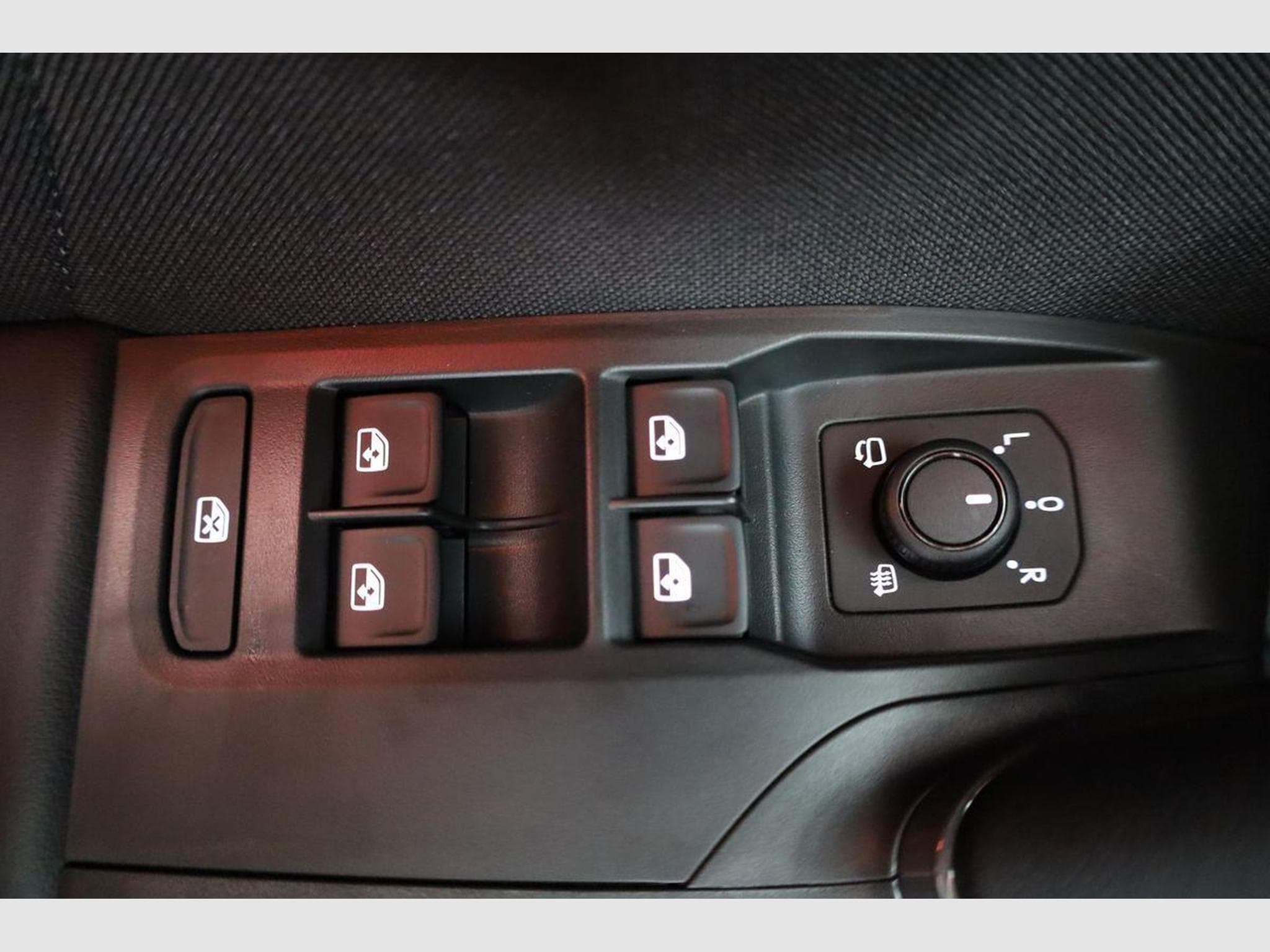 Cupra Leon 2.0 TSI 150 kW 4Drive (2026) - Photo 7