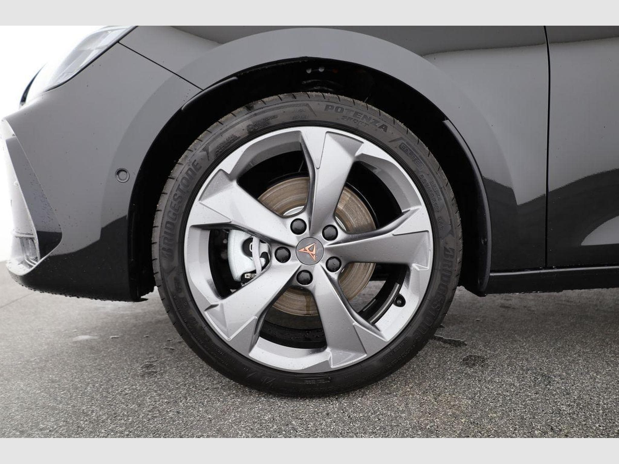 Cupra Leon 2.0 TSI 150 kW 4Drive (2026) - Photo 15