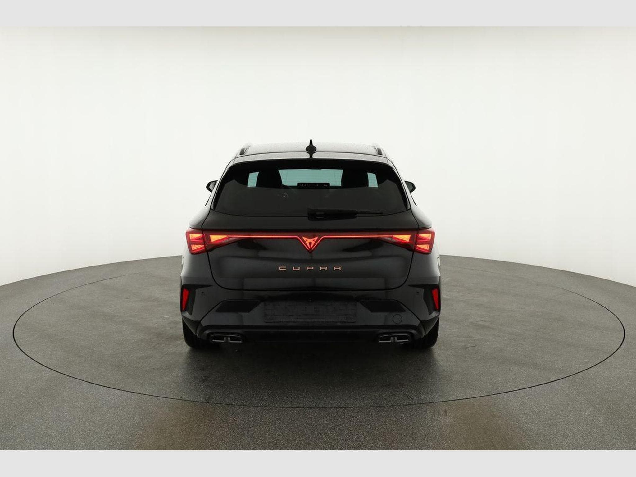 Cupra Leon 2.0 TSI 150 kW 4Drive (2026) - Photo 16