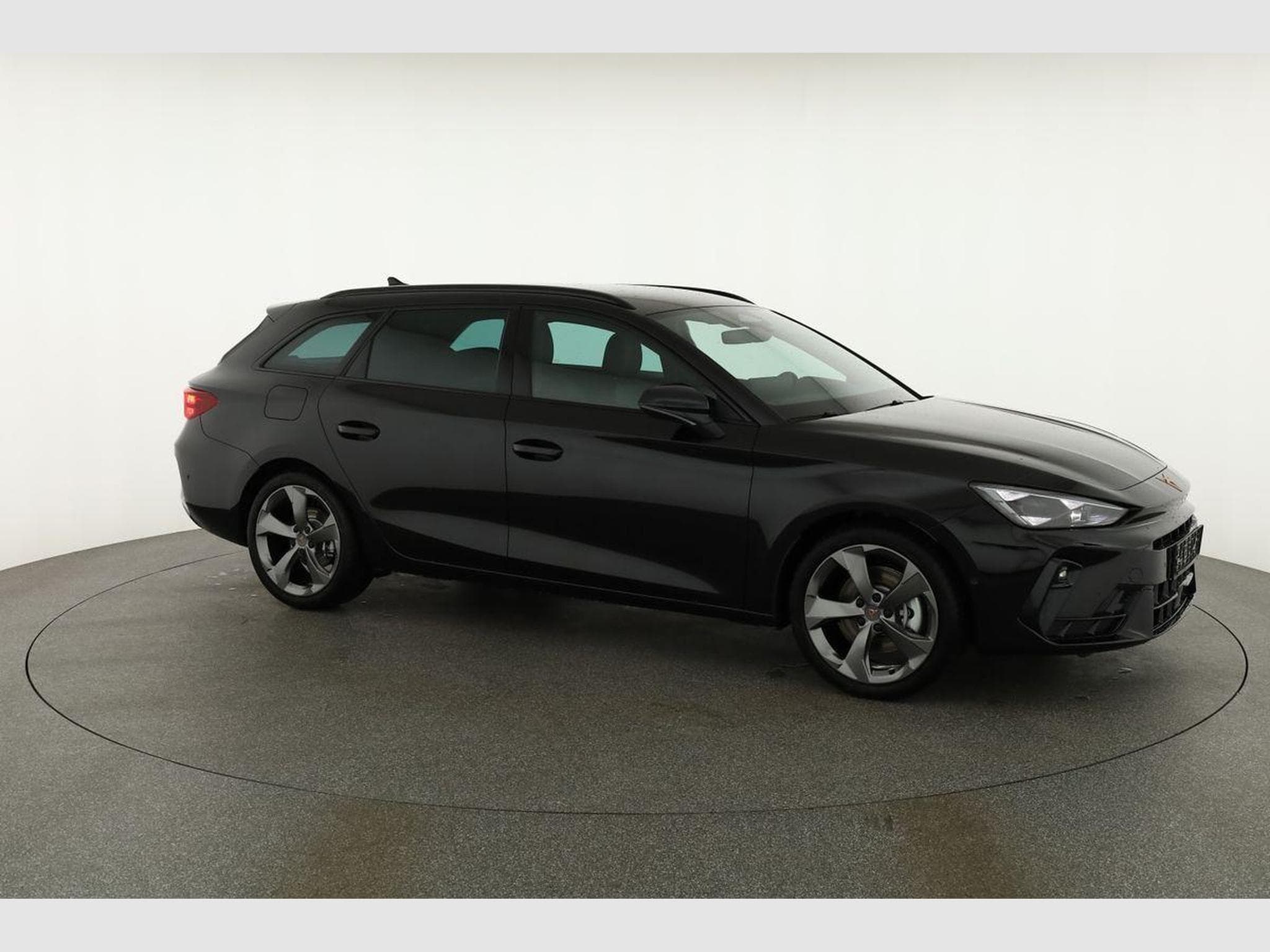 Cupra Leon 2.0 TSI 150 kW 4Drive (2026) - Photo 24